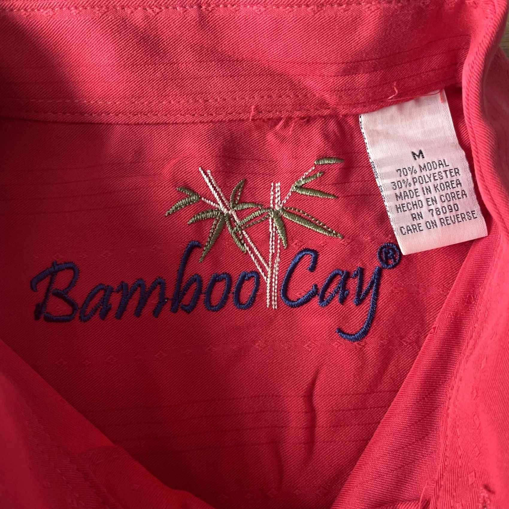 Vintage VINTAGE Bamboo Cay Shirt Mens Medium Relaxed Red Embroidered Palm Tree Hawaiian 90s Size US M / EU 48-50 / 2 - 3 Thumbnail