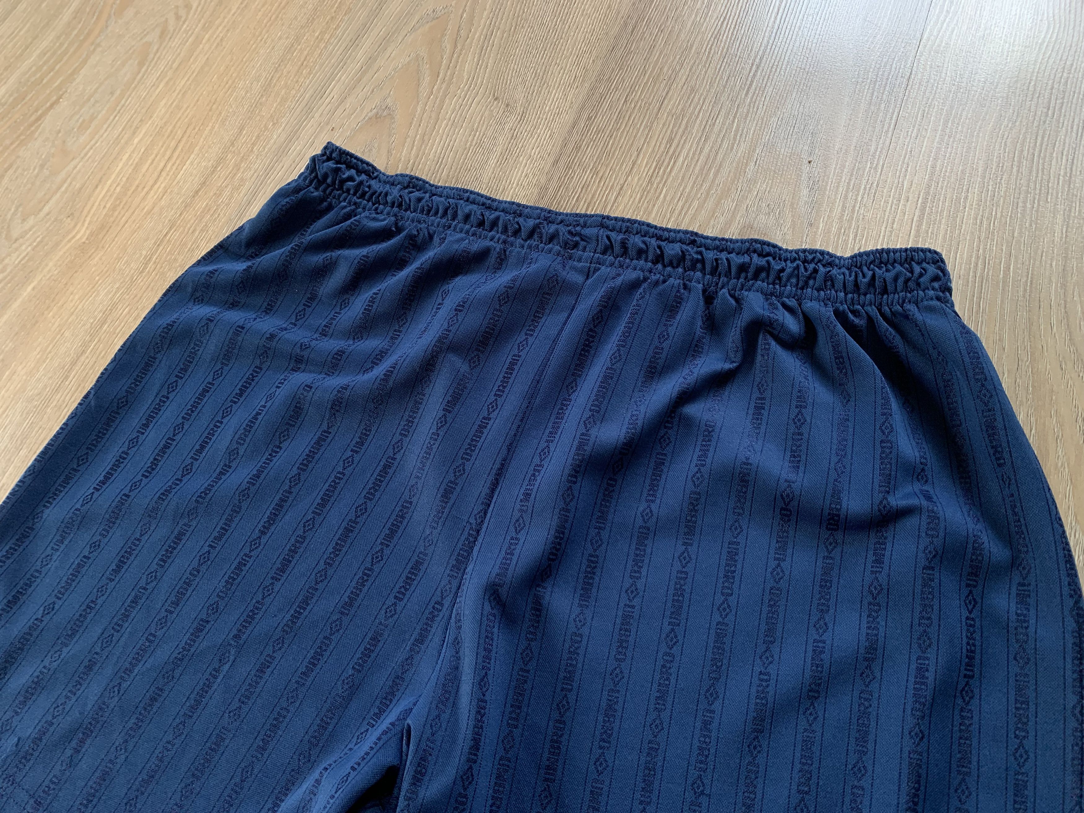 Umbro × Vintage Vintage Umbro Blue Monograme Training Shorts Size US 32 / EU 48 - 4 Thumbnail