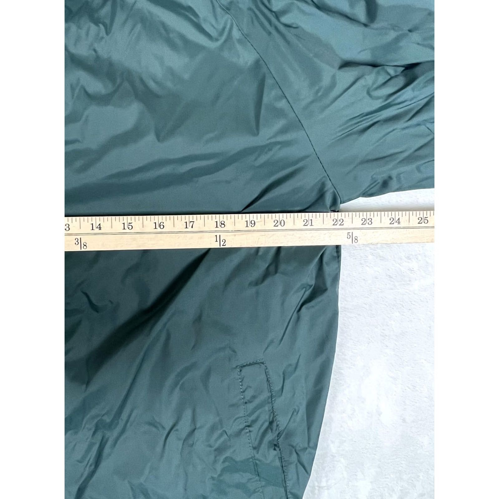 Vintage Shaka Wear Mens Medium Green Lined Coach Windbreaker Snap Nylon Shell Jacket Size US M / EU 48-50 / 2 - 4 Thumbnail