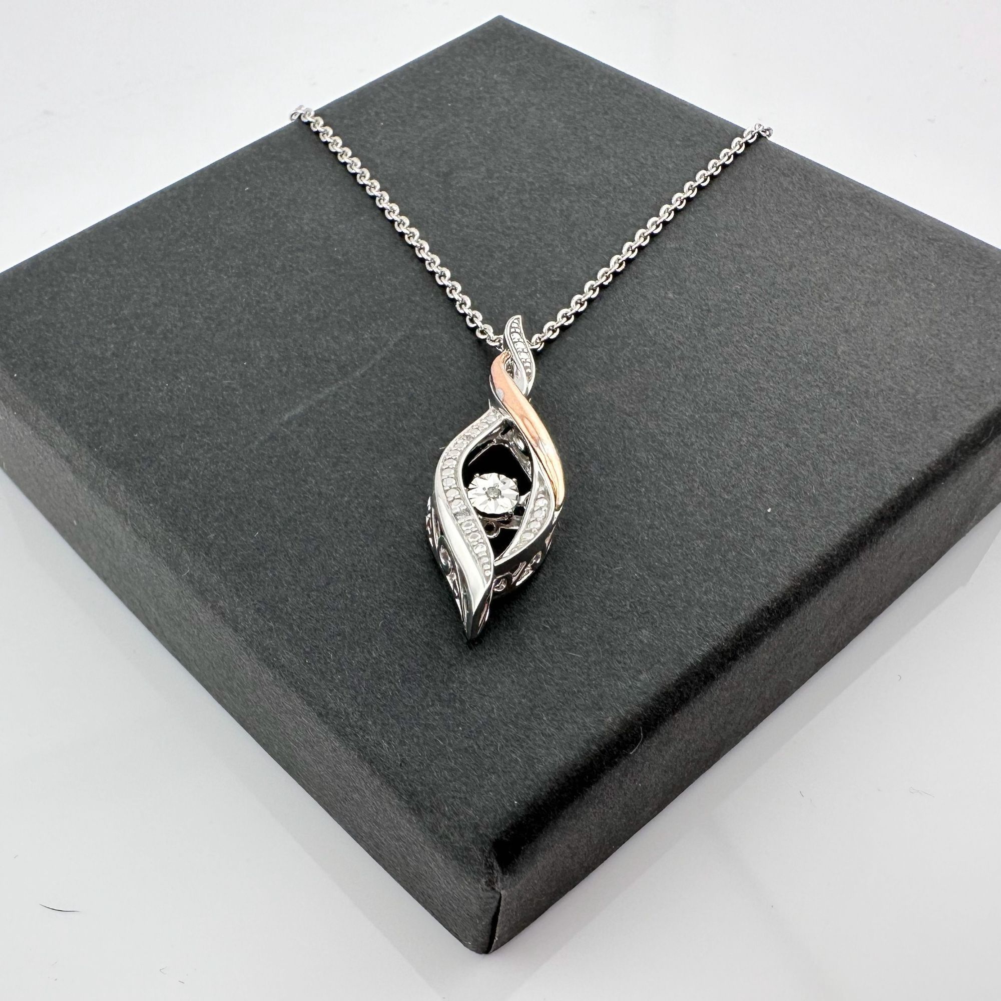 Other Twisted 10kt Rose Gold & Sterling Silver Diamond Necklace Size ONE SIZE - 11 Thumbnail