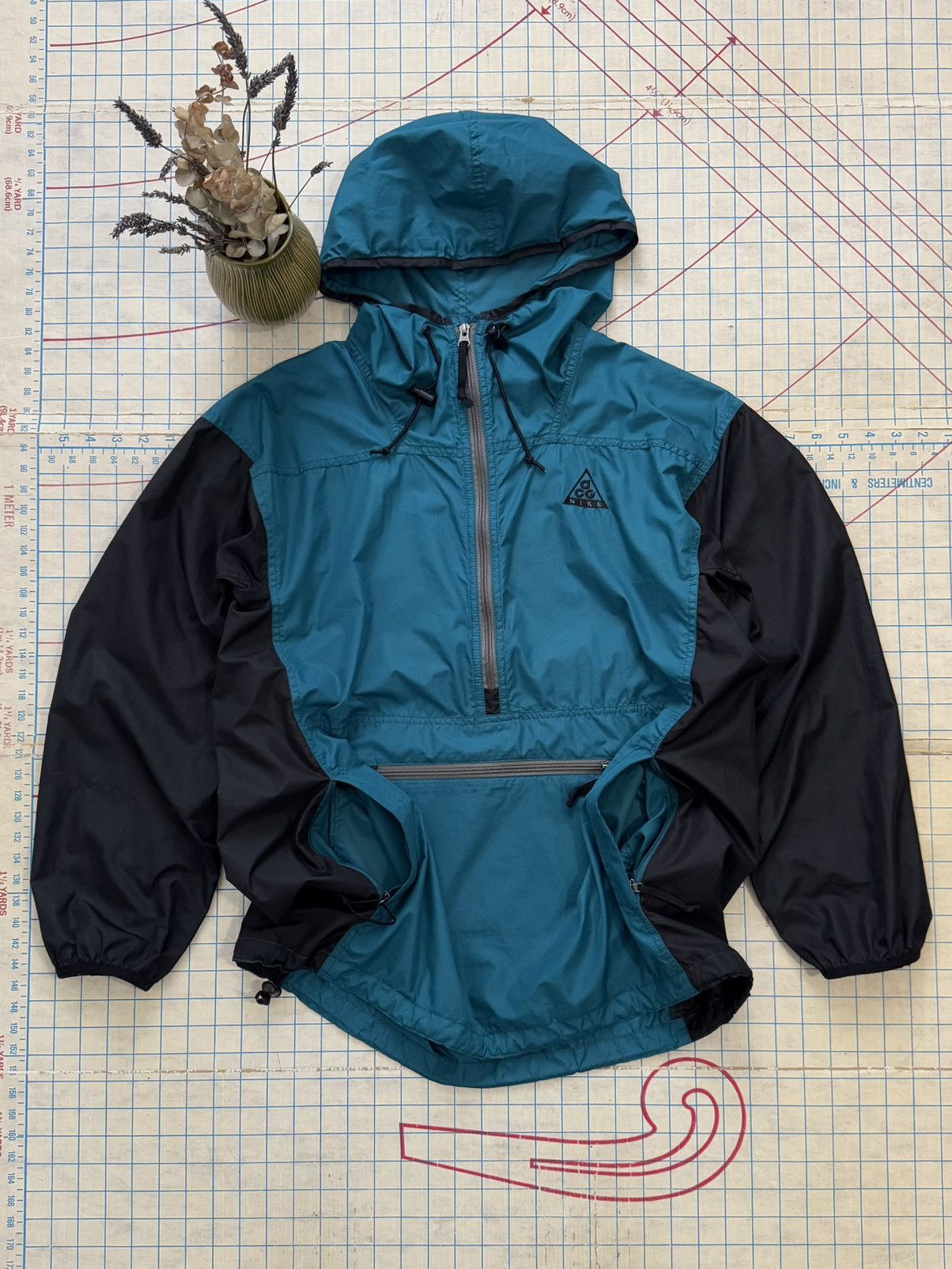 Nike × Nike ACG × Vintage Vintage Nike ACG Half Zip Windbreaker Jacket Fits Medium Size US M / EU 48-50 / 2 - 5 Thumbnail
