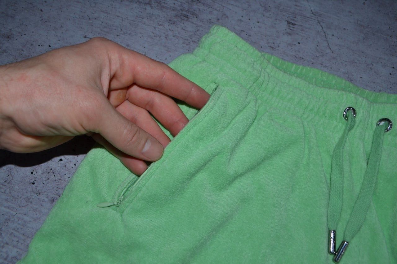 Juicy Couture Juicy couture Shorts Womens Short Size L Size 30" / US 8 / IT 44 - 8 Thumbnail
