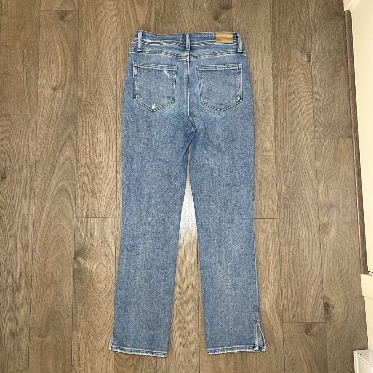 Paige Paige Cindy Outseam Slit Jean in Seaspray Distressed Size 27 Size 27" / US 4 / IT 40 - 2 Thumbnail