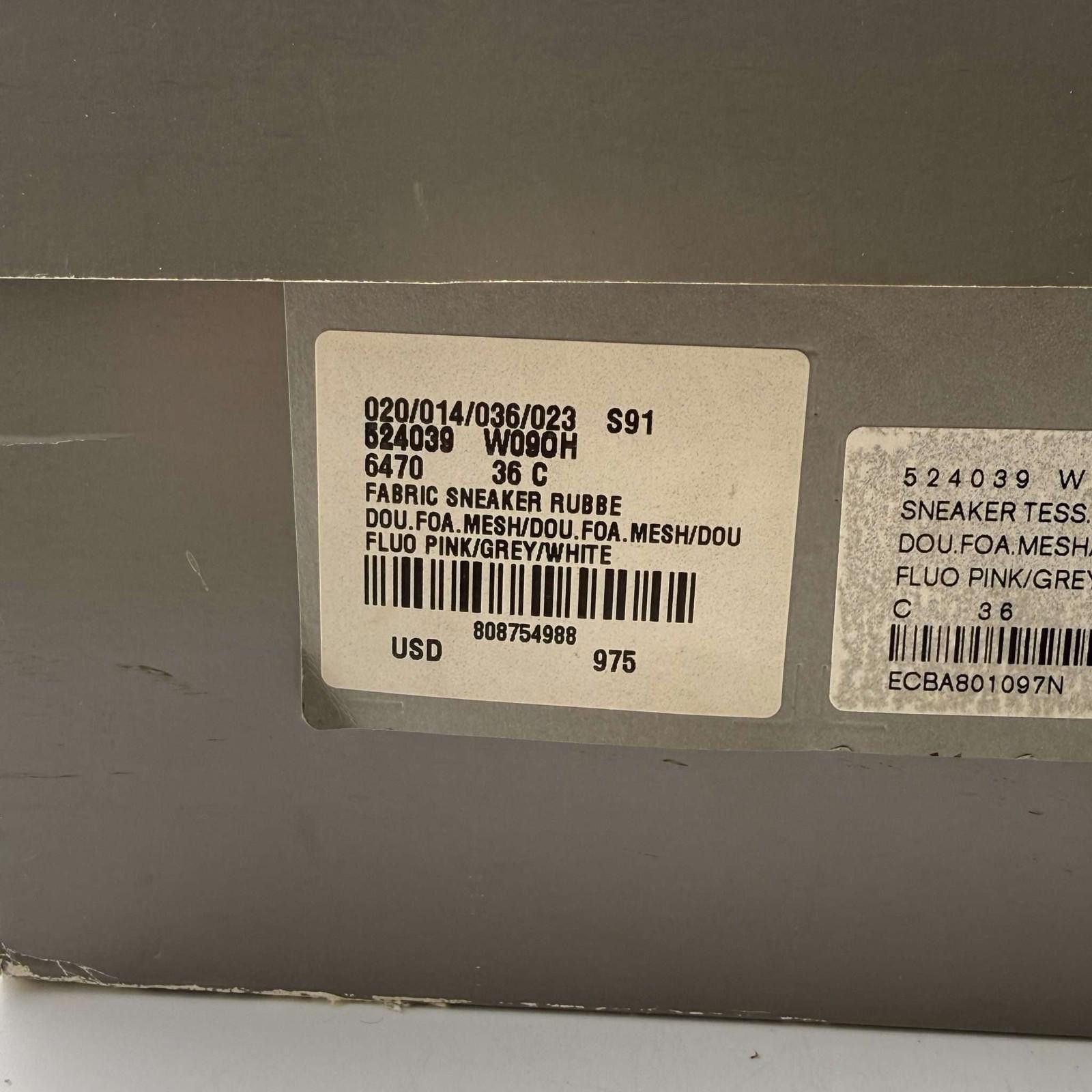 Balenciaga Balenciaga Triple S Pink Sneakers 36 Used with Box Size US 6 / EU 39 - 10 Thumbnail