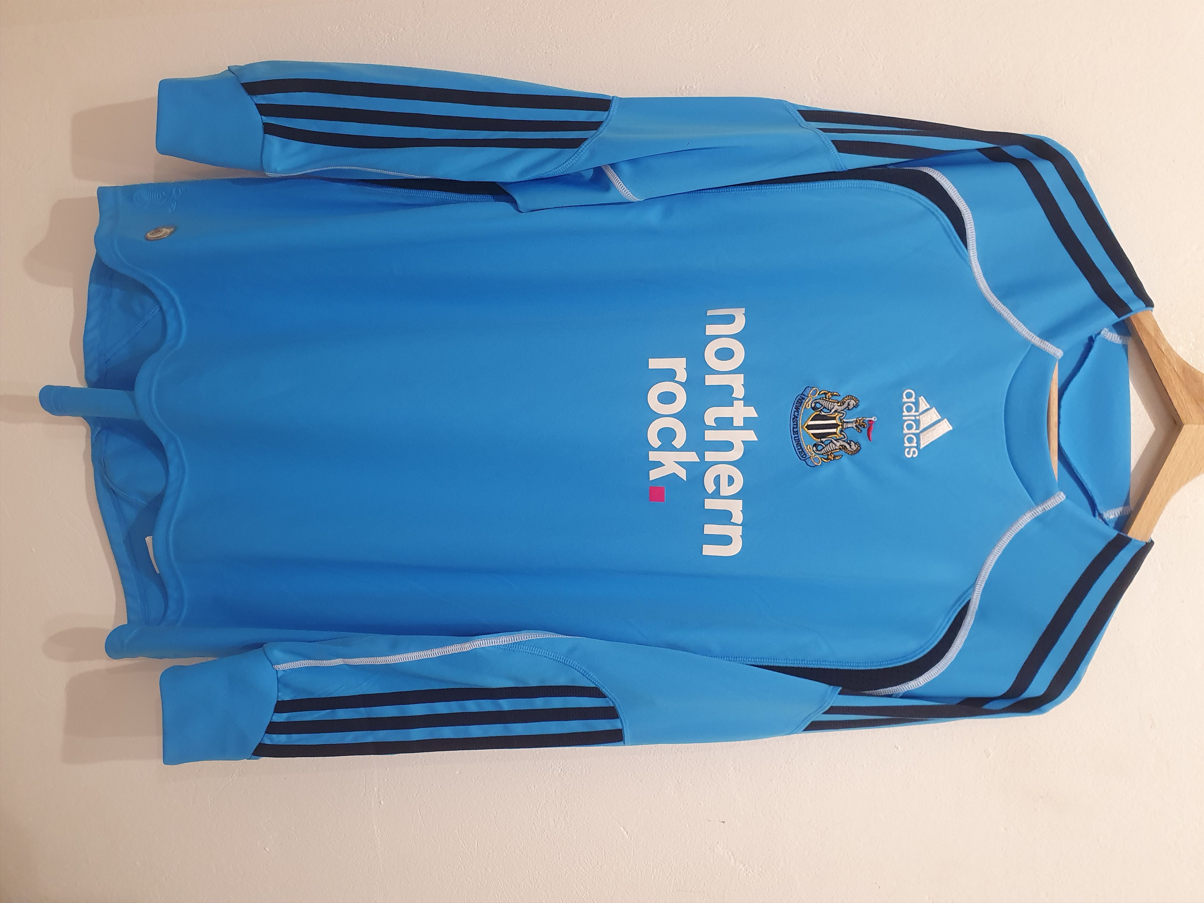 image of Newcastle United 2010 Adidas Size XL Jersey Longsleeve in Blue, Men's