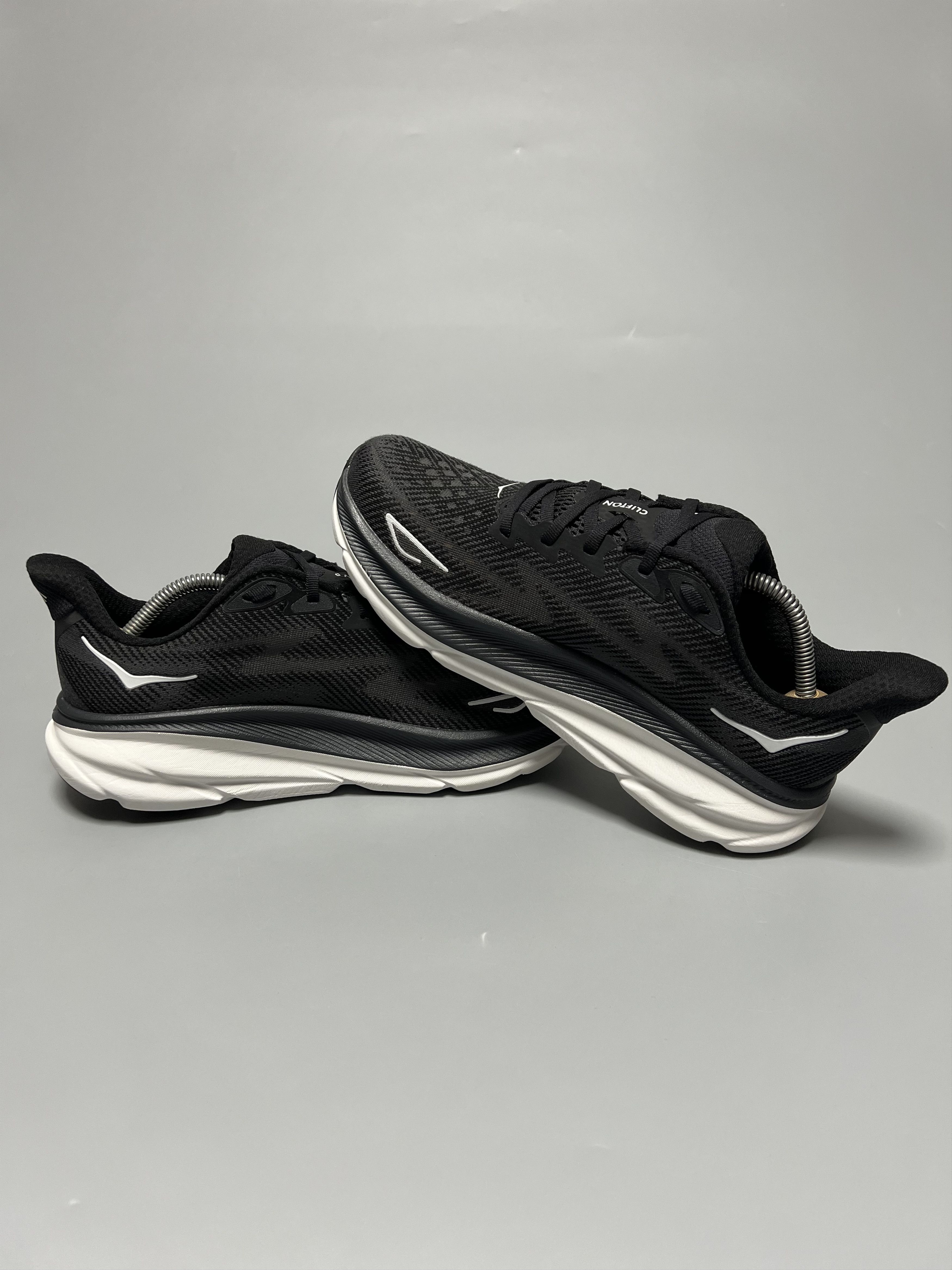 Hoka 9D Hoka One One Clifton 9 Men's Running Shoes Walking Gym Size US 9 / EU 42 - 5 Thumbnail