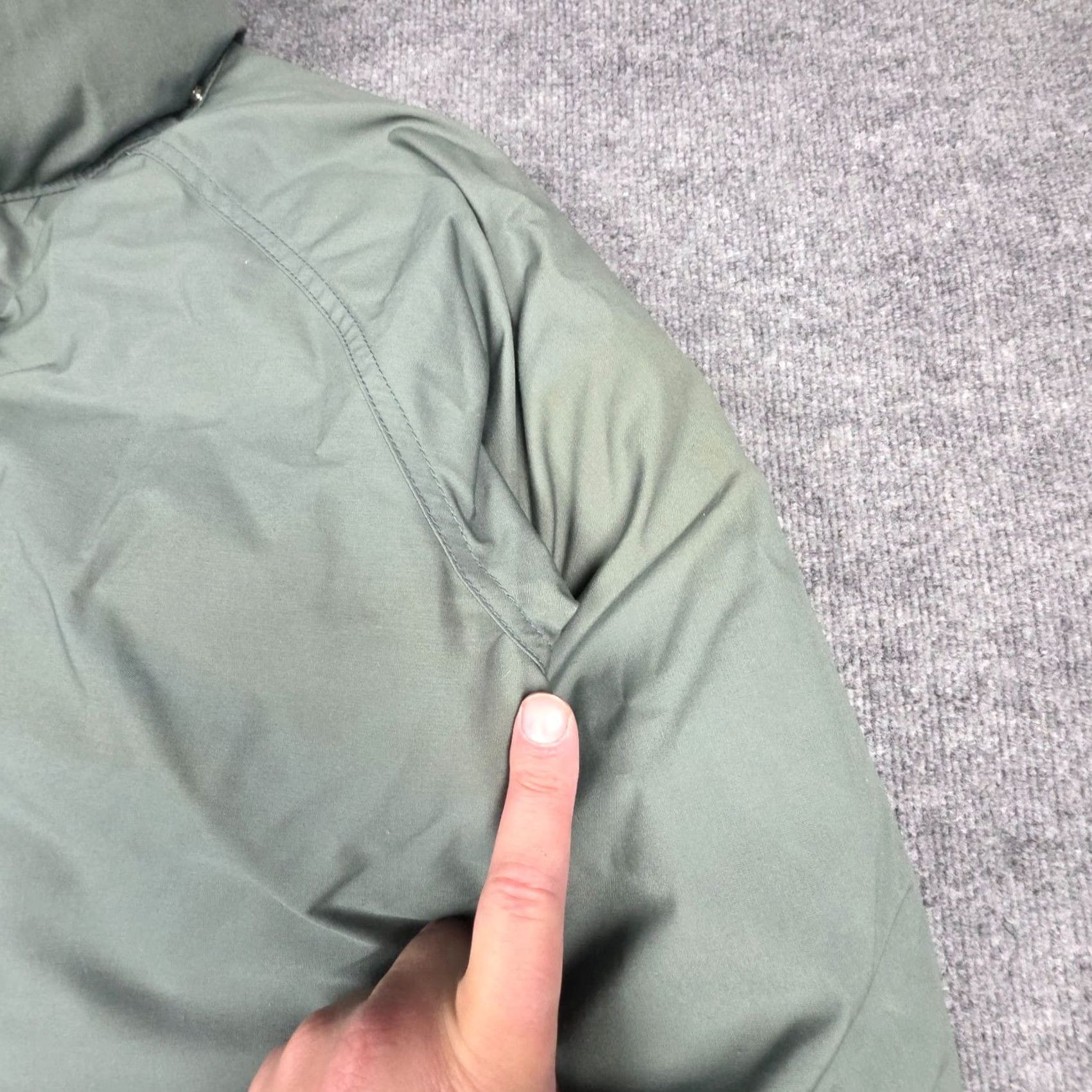 The North Face VINTAGE The North Face Jacket Puffer Down Men's Medium Green NO HOOD Made USA Size US M / EU 48-50 / 2 - 6 Thumbnail