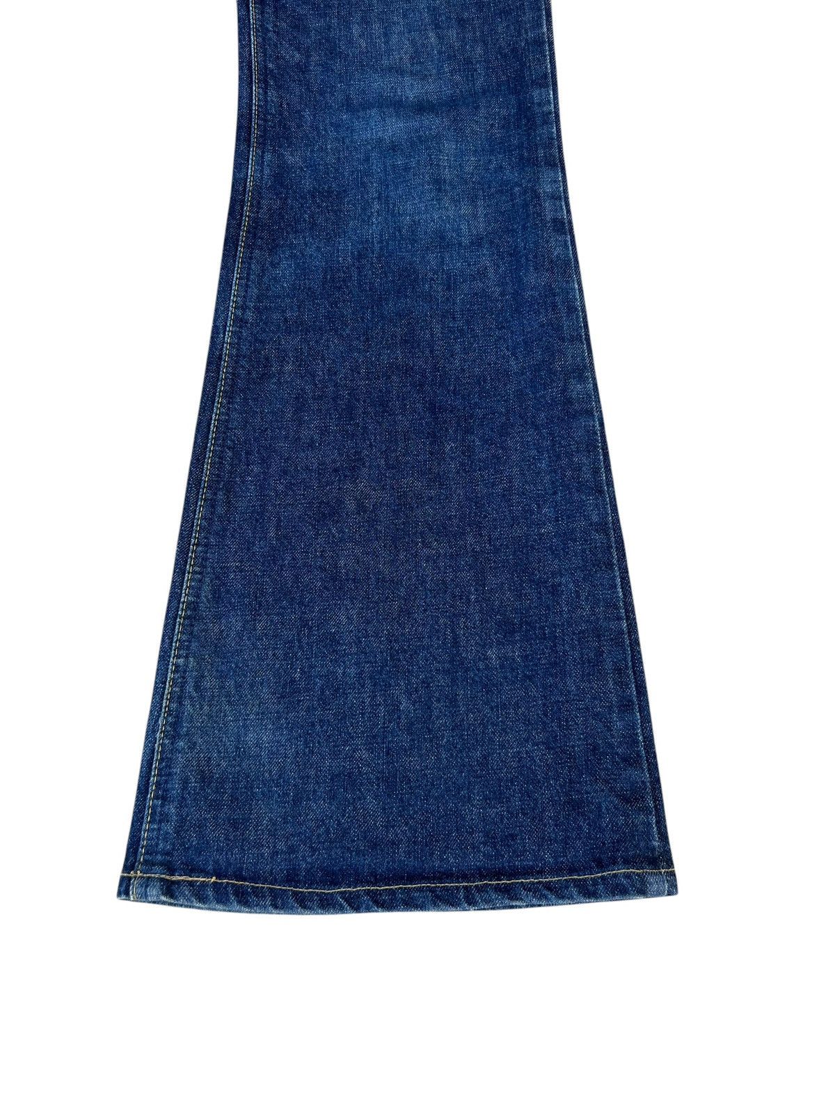 Lee Vintage Y2K Lee Riders Blue Denim Super Flare Jeans Size US 30 / EU 46 - 11 Thumbnail