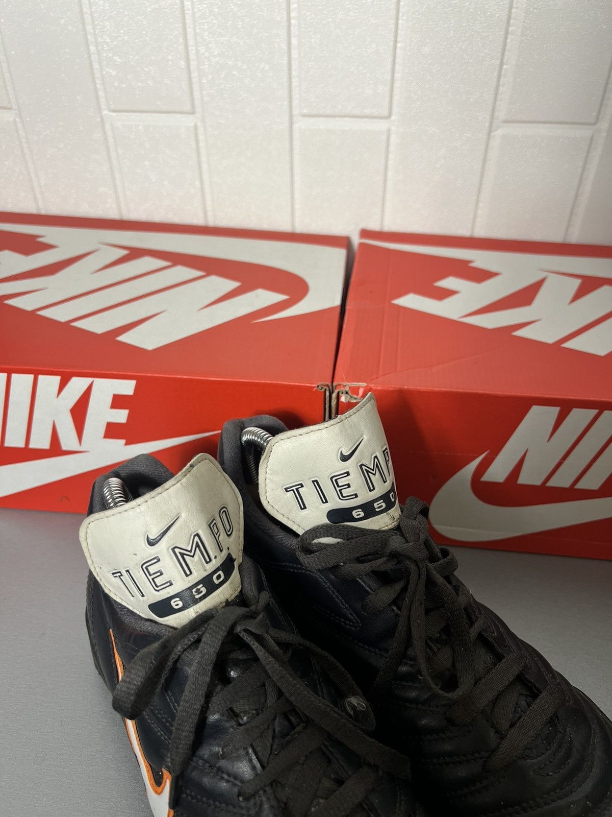 VINTAGE NIKE TIEMPO 650 SOCCER JERSEY BOOTS RETRO Y2K 90s