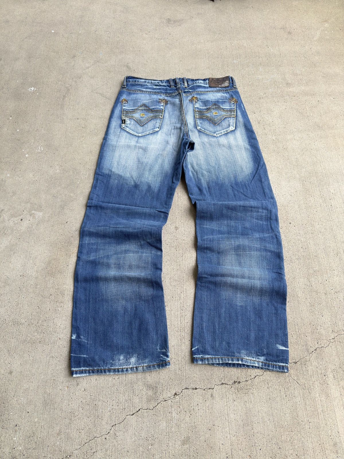 Akademiks Akademiks Y2K faded flare jeans with embroidered details Size US 36 / EU 52 - 3 Thumbnail