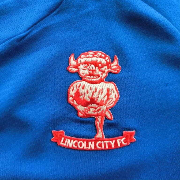 Errea Lincoln City Errea training football jersey size XS Size US XS / EU 42 / 0 - 3 Thumbnail