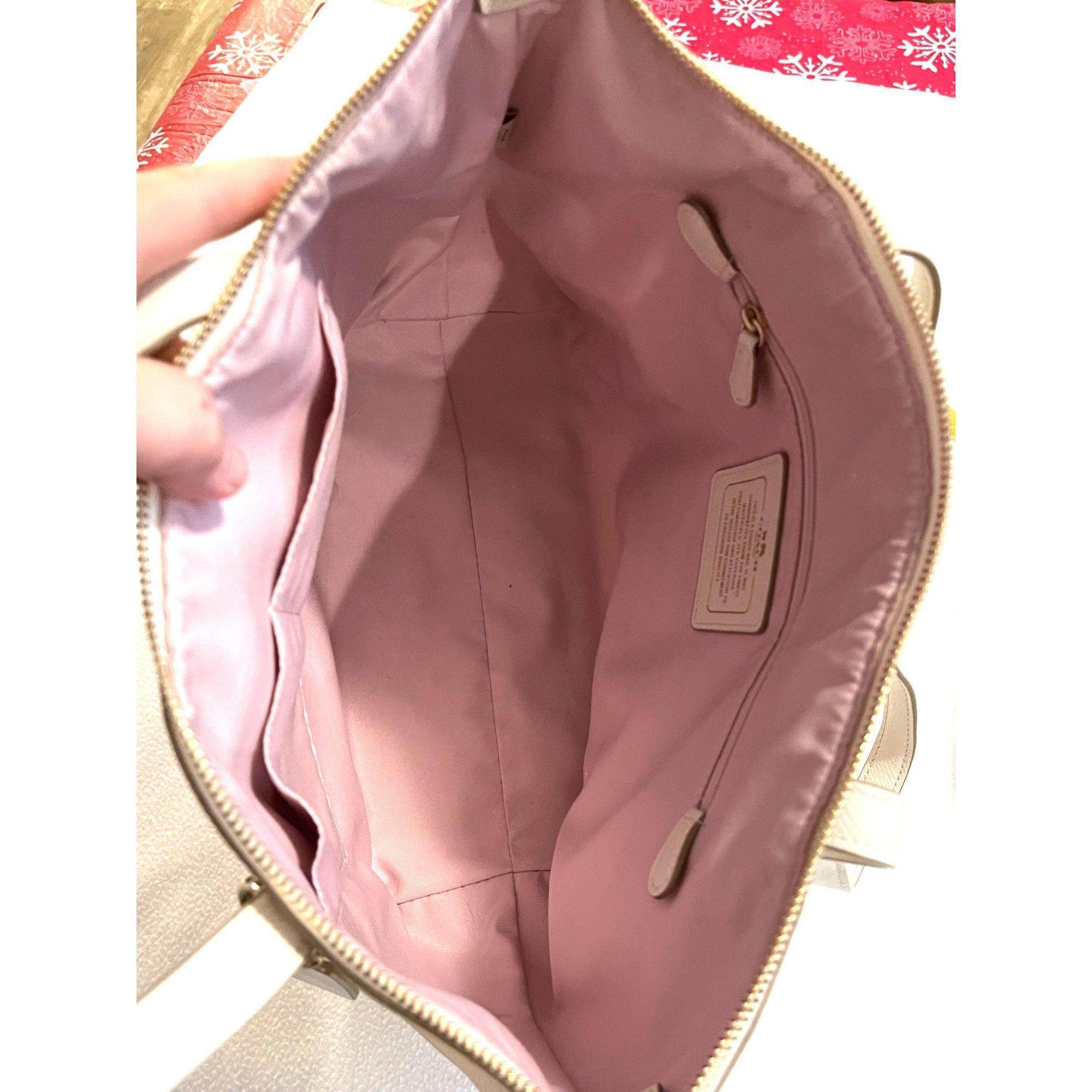 Coach Coach Beige with flowers Design Shoulder Tote Size ONE SIZE - 7 Thumbnail