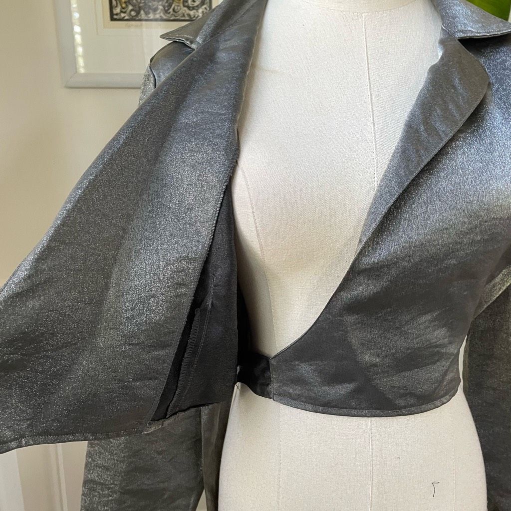 Vintage Vintage 80s 90s Le Château Metallic Silver Gunmetal Cropped Wrap Shirt M Size M / US 6-8 / IT 42-44 - 4 Thumbnail