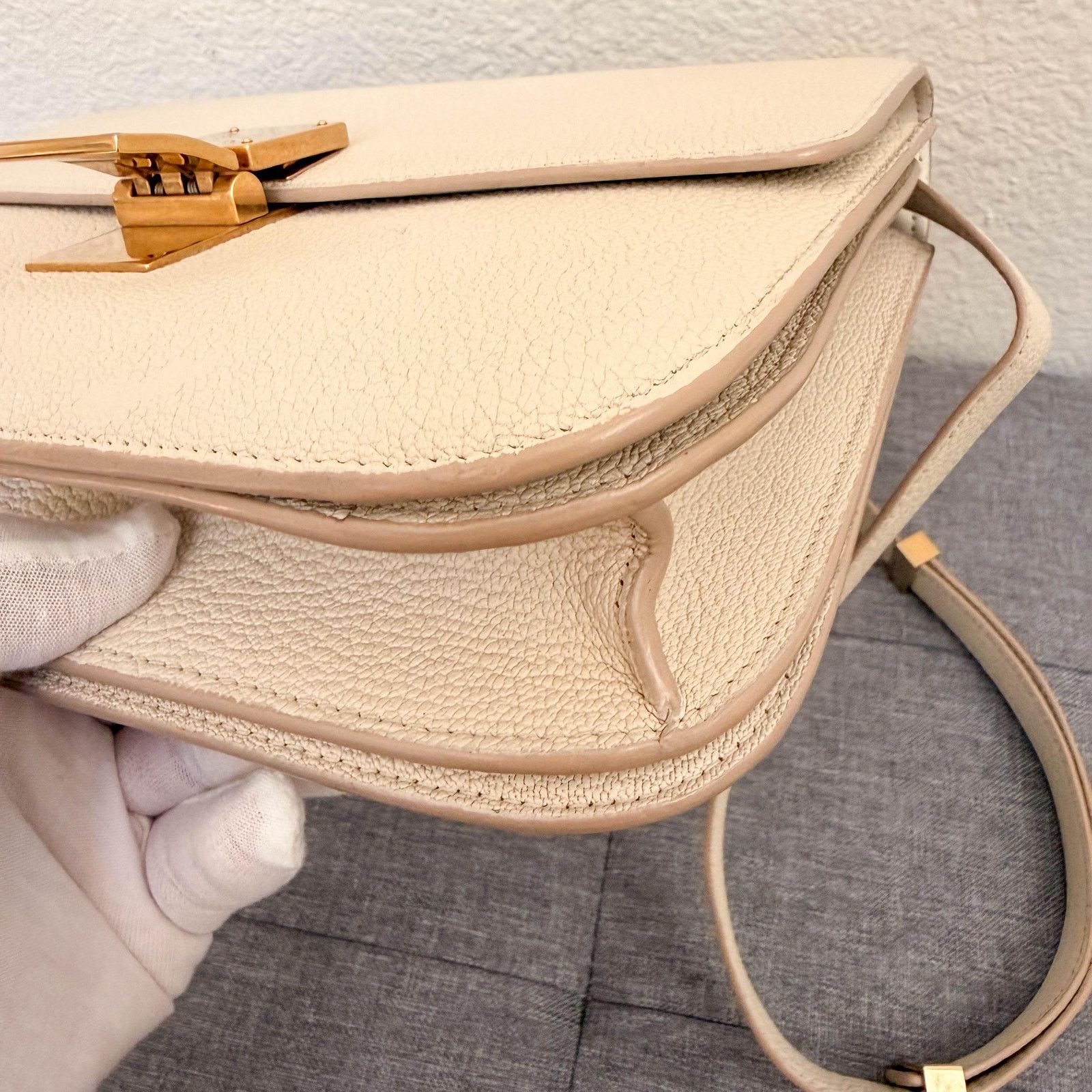 Celine Authentic Celine Classic Box Leather Shoulder Bag Size ONE SIZE - 6 Thumbnail