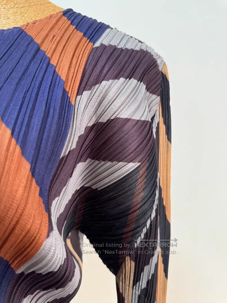 Issey Miyake Issey Miyake Color Block Pleated Stretch Top Size L / US 10 / IT 46 - 8 Thumbnail