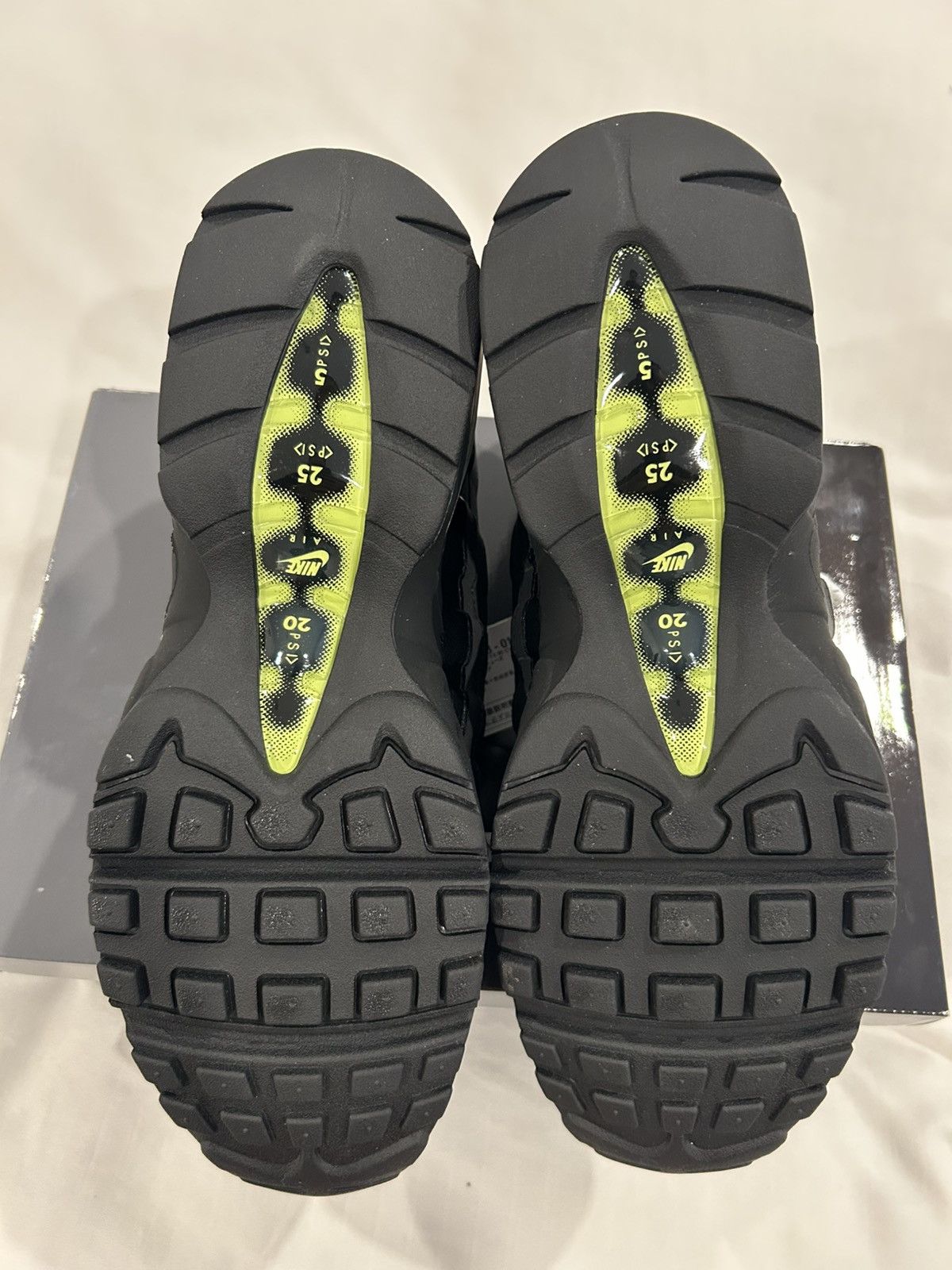Nike × atmos Nike Air Max 95 SE Big Bubble Atmos Harajuku Japan Exclusive Size US 10 / EU 43 - 3 Thumbnail