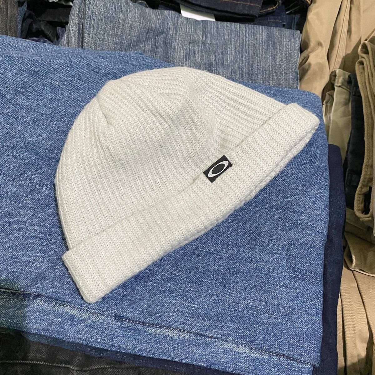 Oakley × Vintage Oakley Logo Beanie Hat Size ONE SIZE - 1 Thumbnail