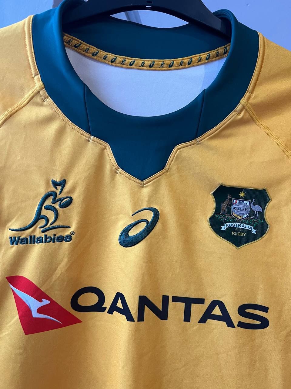 Asics 2021 AUSTRALIA WALLABIES TEAM RUGBY UNION HOME JERSEY SHIRT Size US XL / EU 56 / 4 - 5 Thumbnail