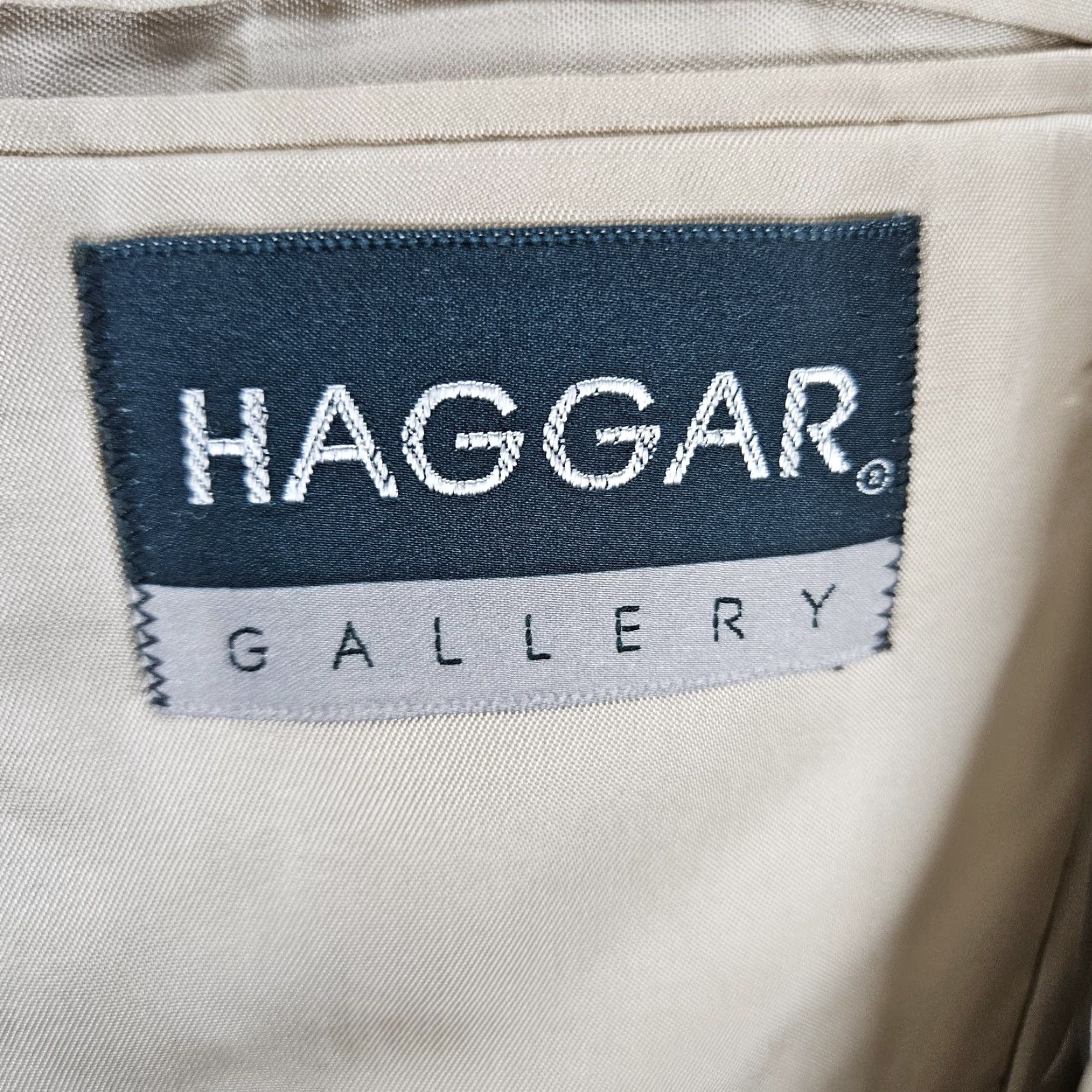 Haggar VTG Haggar Sport Coat Beige Check 2 Button Vented Notch Blazer USA 38 Men Suit Coat 40 Chest 38 Regular Size 38R - 3 Thumbnail