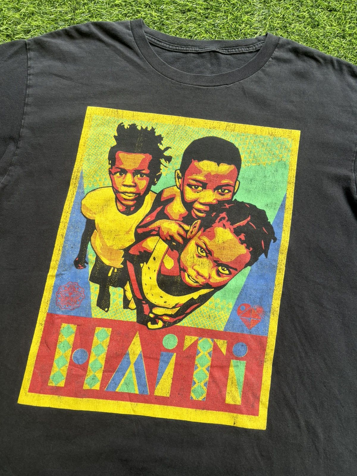 Obey Obey Awareness Artists Peace Phototee Size US L / EU 52-54 / 3 - 3 Thumbnail