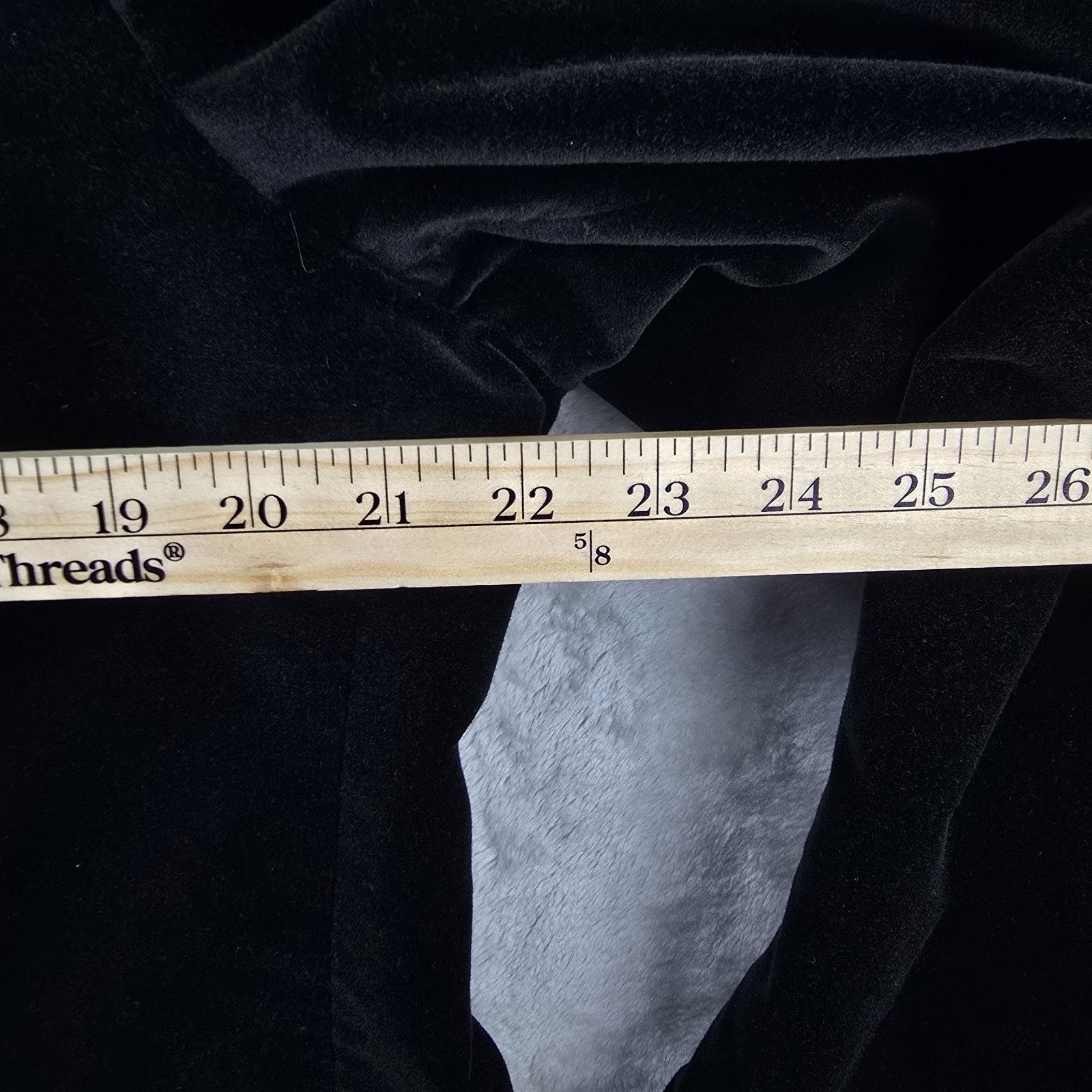 Juicy Couture Juicy Couture Black Velvet Jacket Sz 44 IMagnificent Skull Size M / US 6-8 / IT 42-44 - 11 Thumbnail