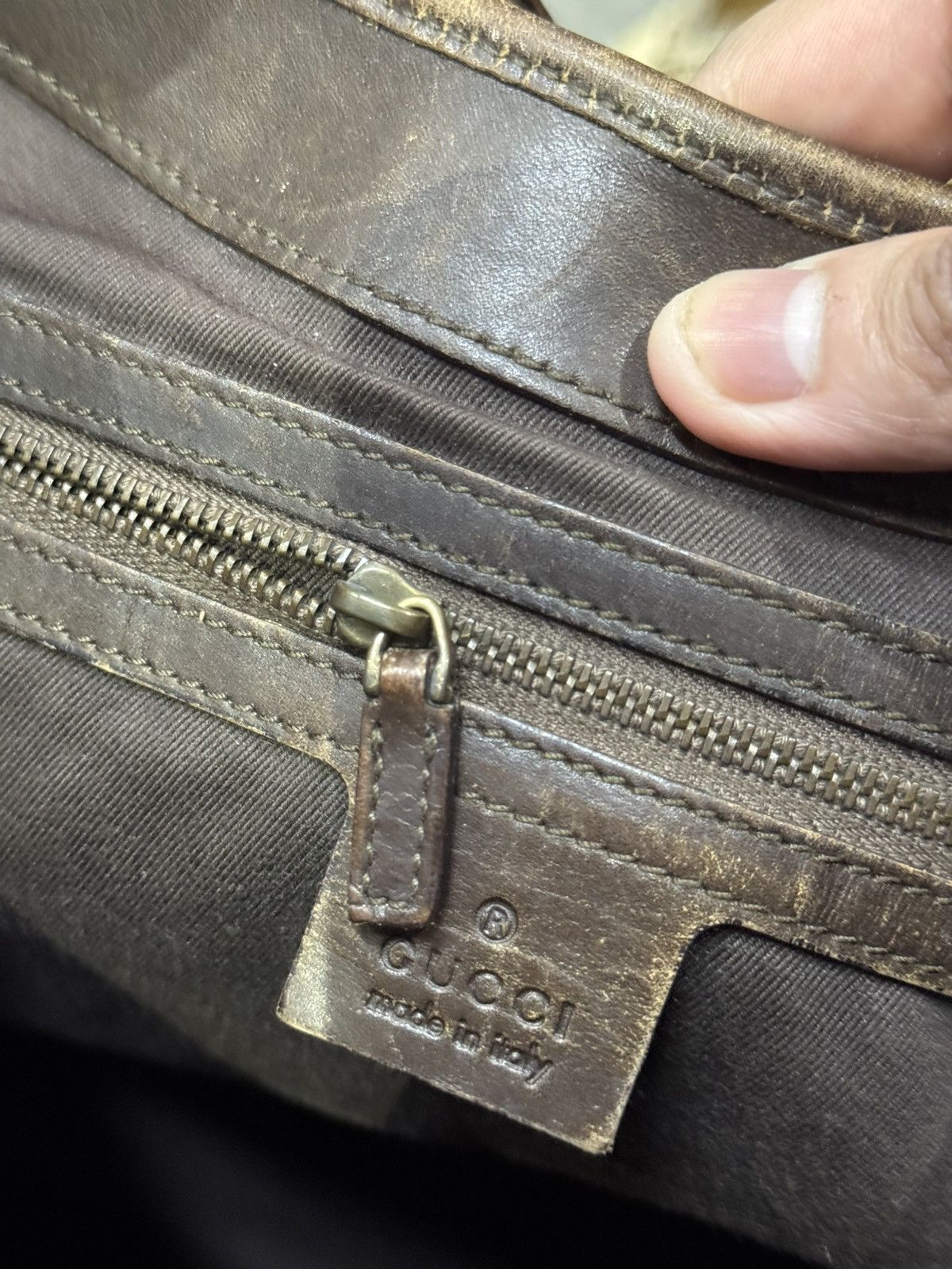 Gucci Vintage Gucci Jackie Nailhead Monogram Shoulder Bag Size ONE SIZE - 25 Thumbnail