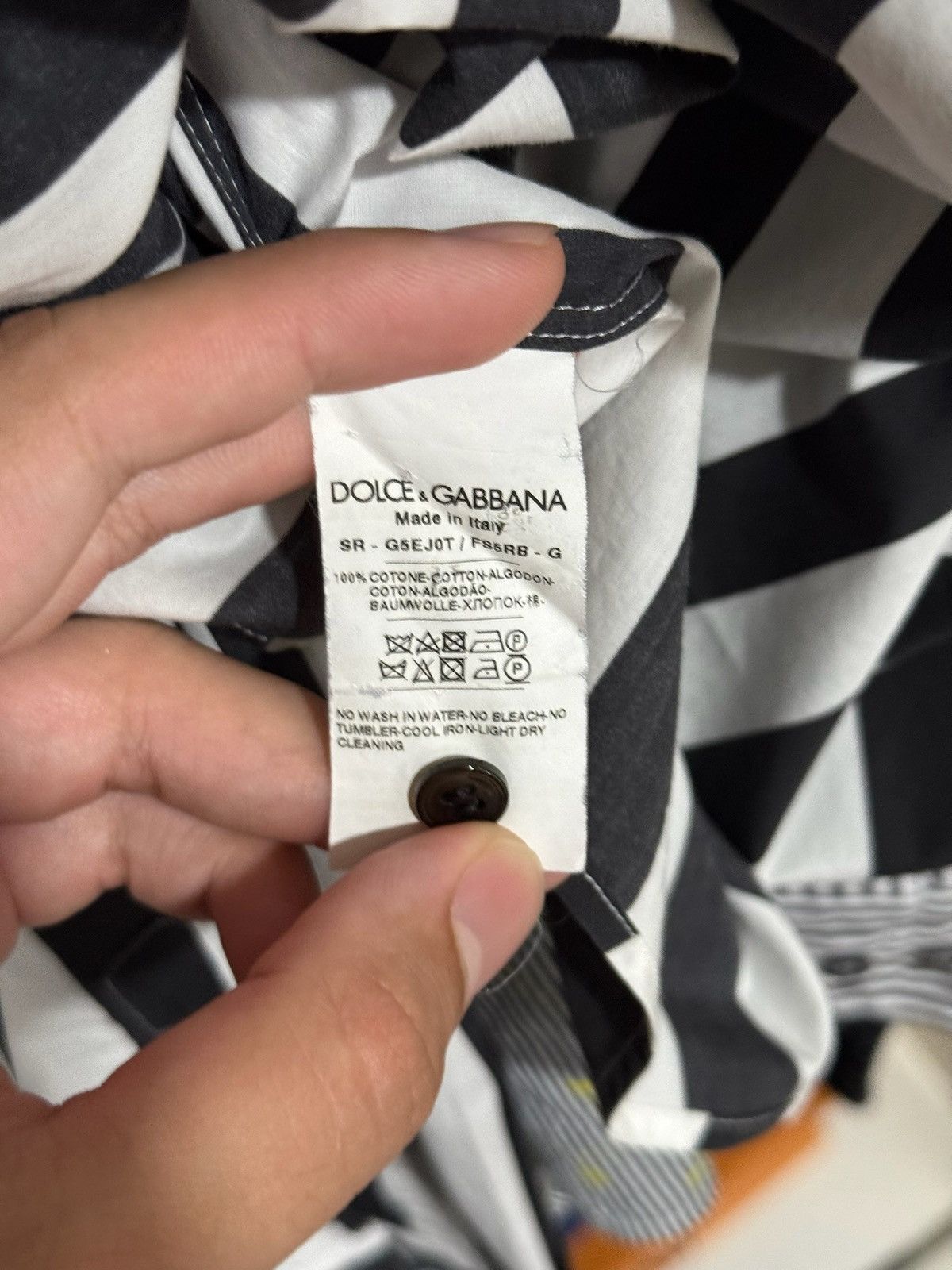 Dolce & Gabbana Dolce & Gabbana gold long sleeve shirt Size US S / EU 44-46 / 1 - 4 Thumbnail