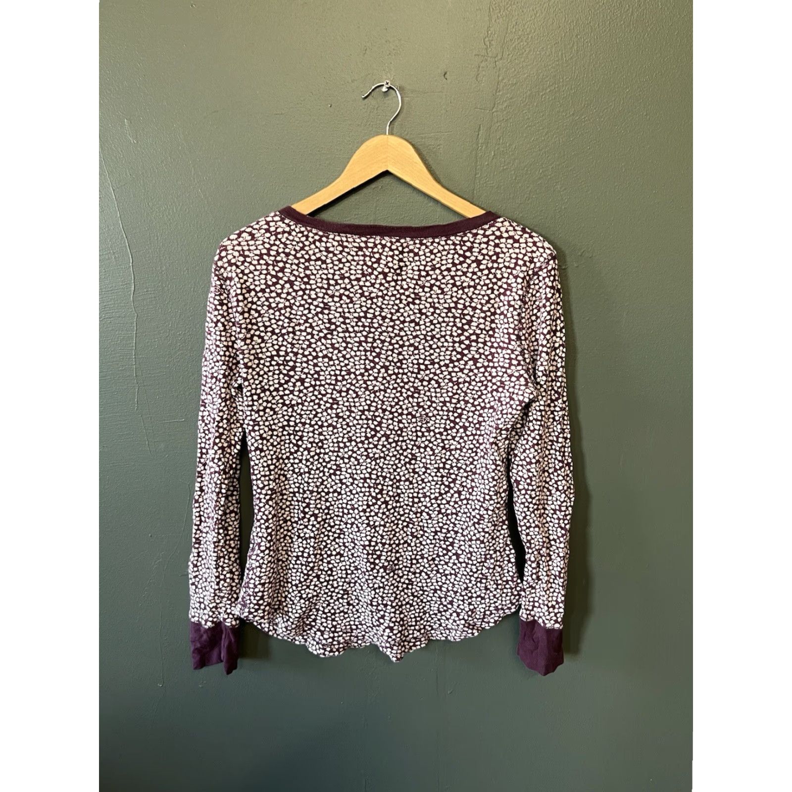 Victoria's Secret Victoria's Secret Sleepshirt Womens Floral Long Sleeve Henley M Maroon Size M / US 6-8 / IT 42-44 - 2 Thumbnail