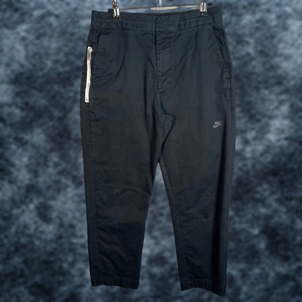 Nike Nike Mens Size 28 Black Cropped Tapered Chino Pants Drawstring Size US 28 / EU 44 - 1 Thumbnail