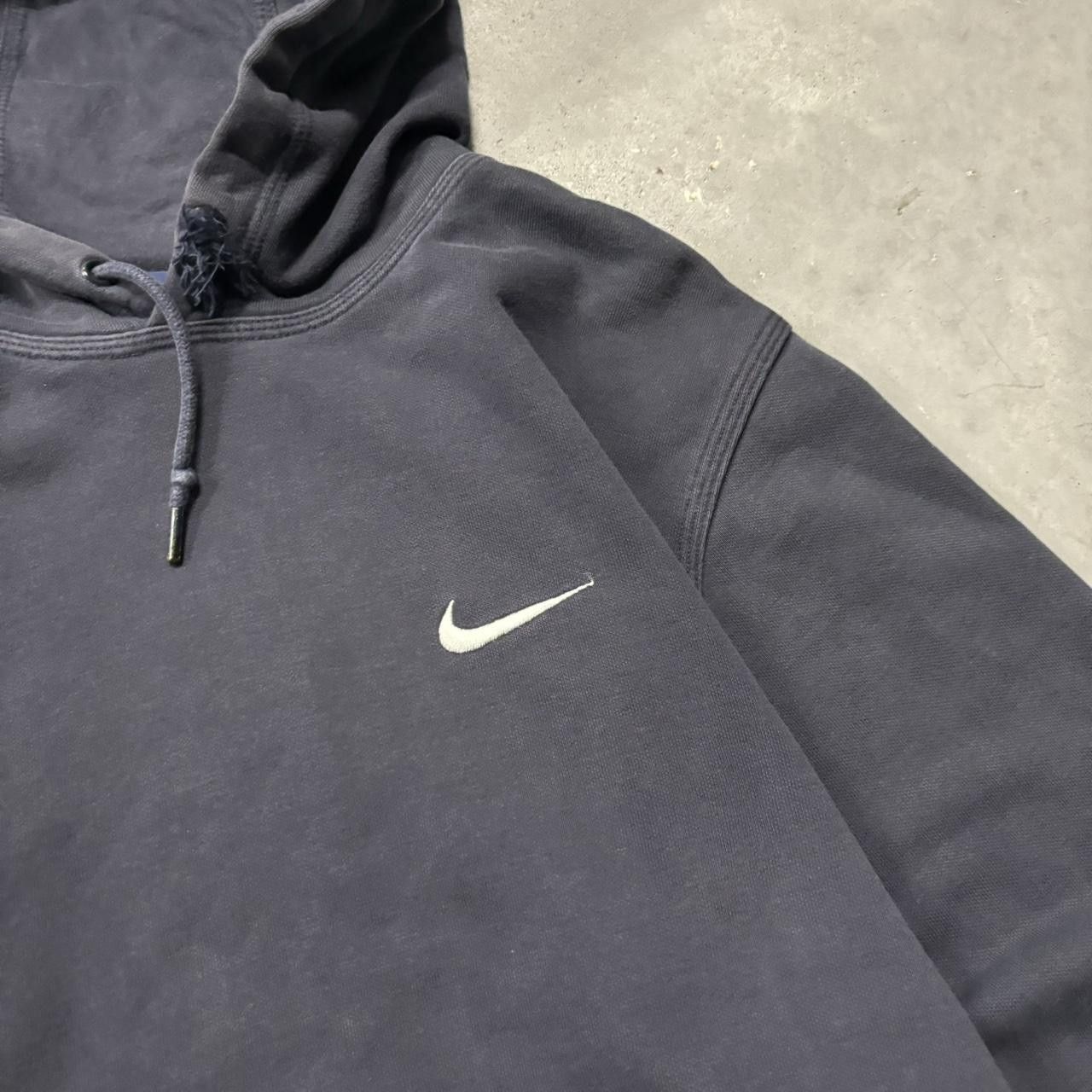 Nike × Vintage Crazy Vintage Y2K/2000s Faded Black Nike Swoosh Streetwear Essential Hoodie! Size US M / EU 48-50 / 2 - 5 Thumbnail