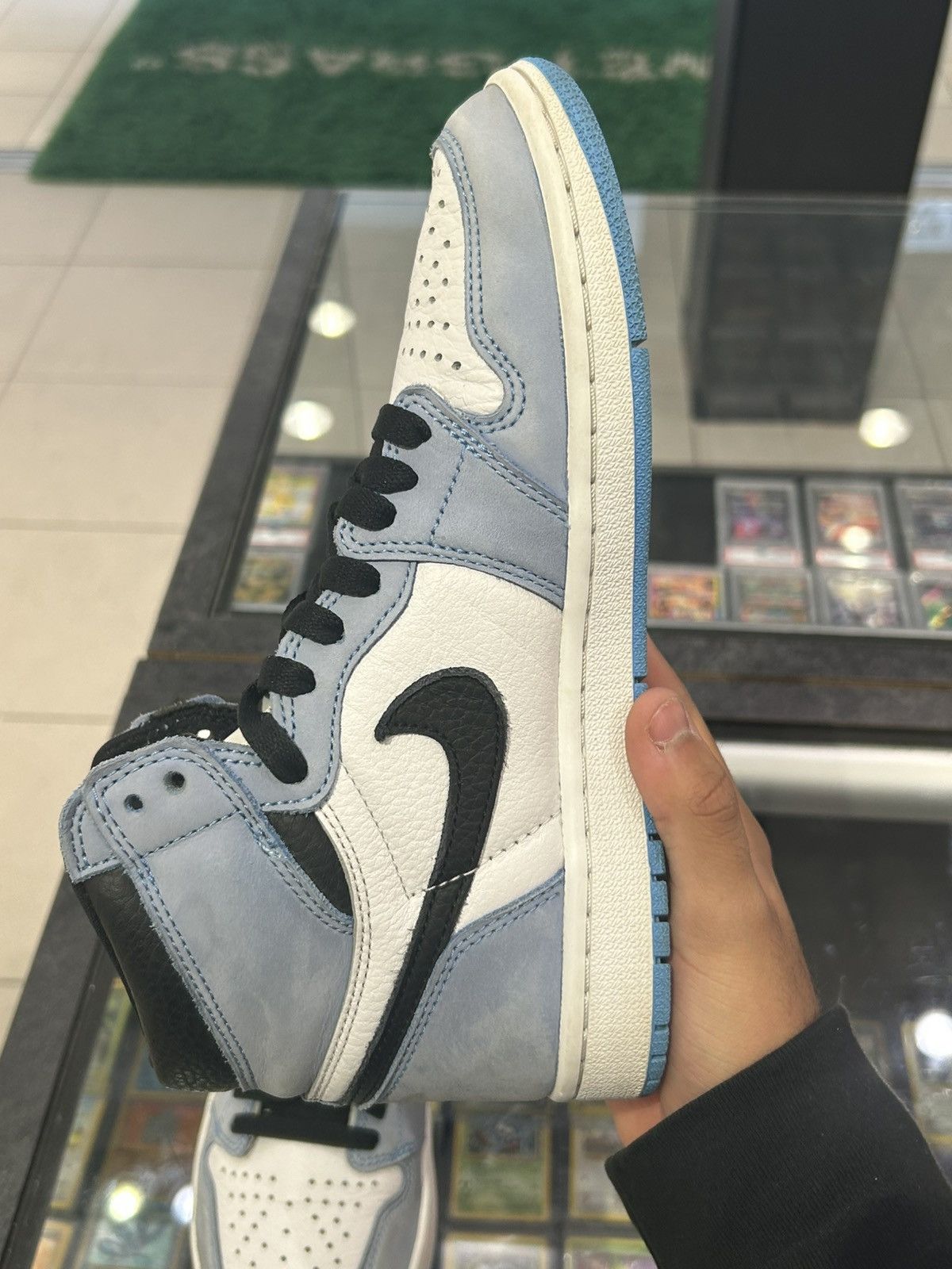 Jordan Brand Jordan 1 University Blue 2020 Size US 7.5 / EU 40-41 - 4 Thumbnail