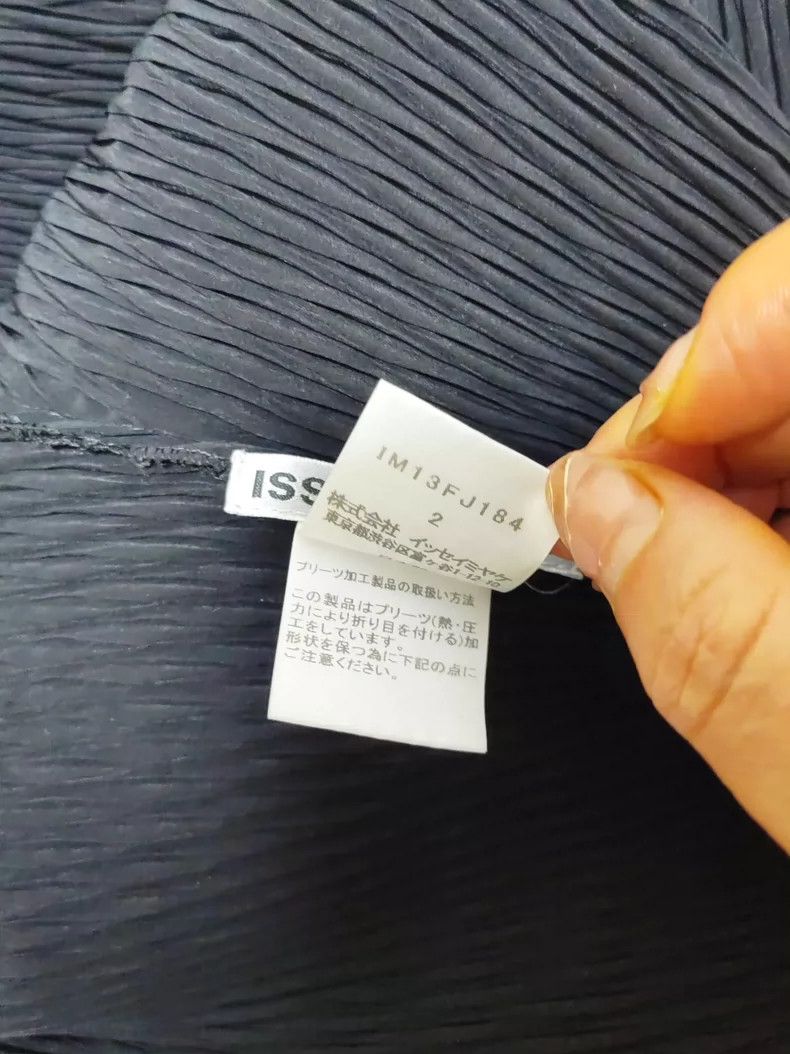 Issey Miyake issey miyake size:2 Small fish scale pleated coat Size XXS / US 00 / IT 34 - 6 Thumbnail