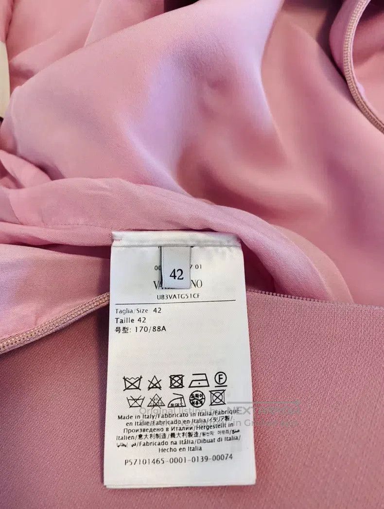 Valentino Valentino Heavy work sewn beaded wool mulberry silk dress Size M / US 6-8 / IT 42-44 - 6 Thumbnail