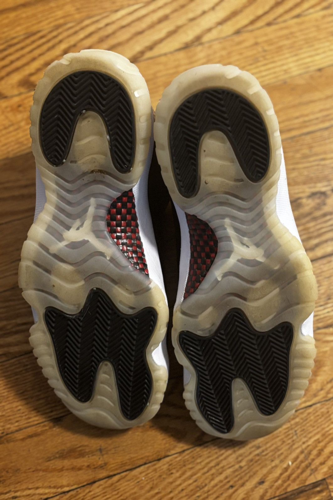 Jordan Brand × Nike Jordan 11 low 72-10 Size 8 men’s Size US 8 / EU 41 - 6 Thumbnail