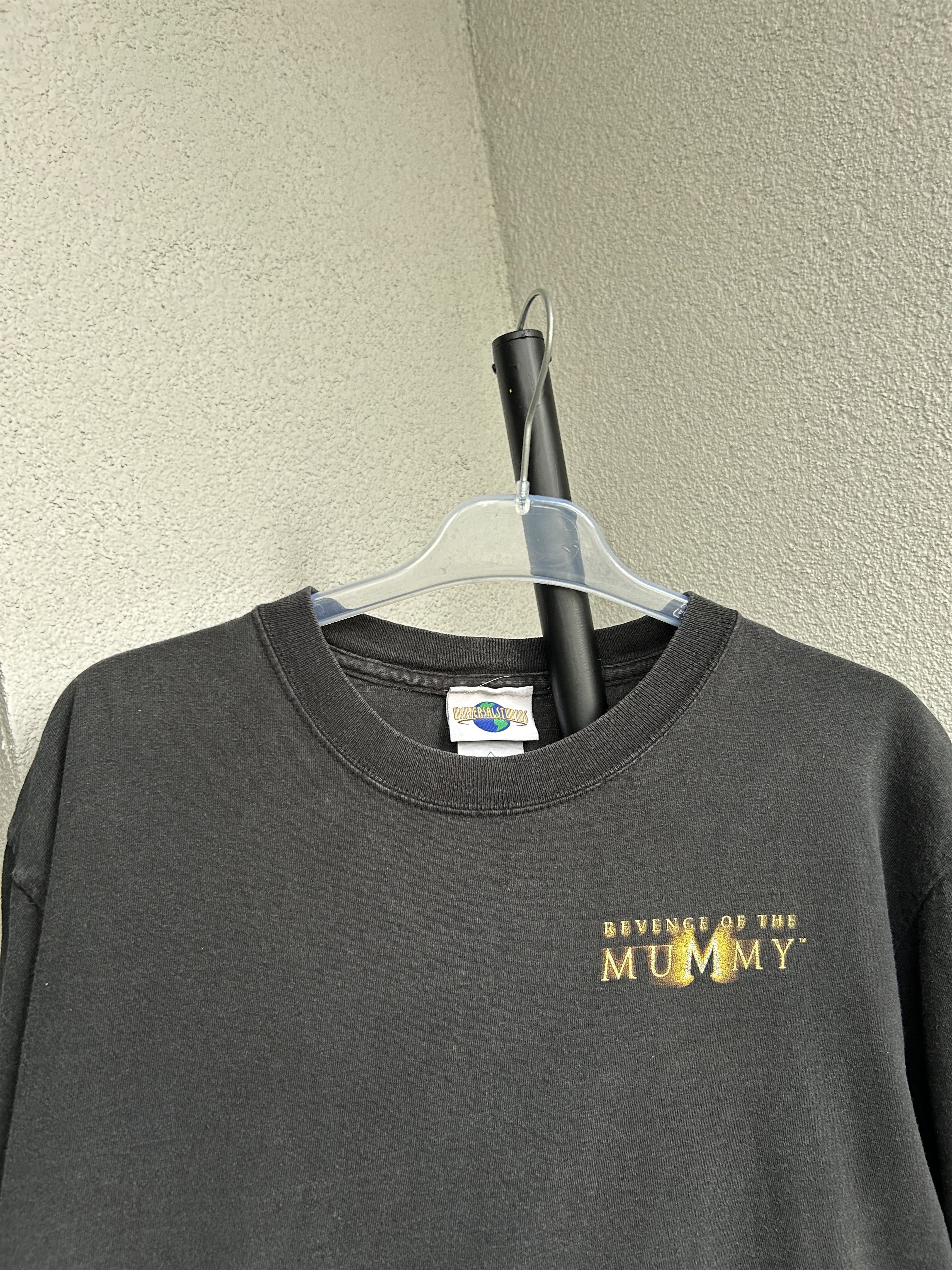 Vintage Vintage 90s Revenge of the Mummy Movie Universal T-shirt Size US L / EU 52-54 / 3 - 8 Thumbnail