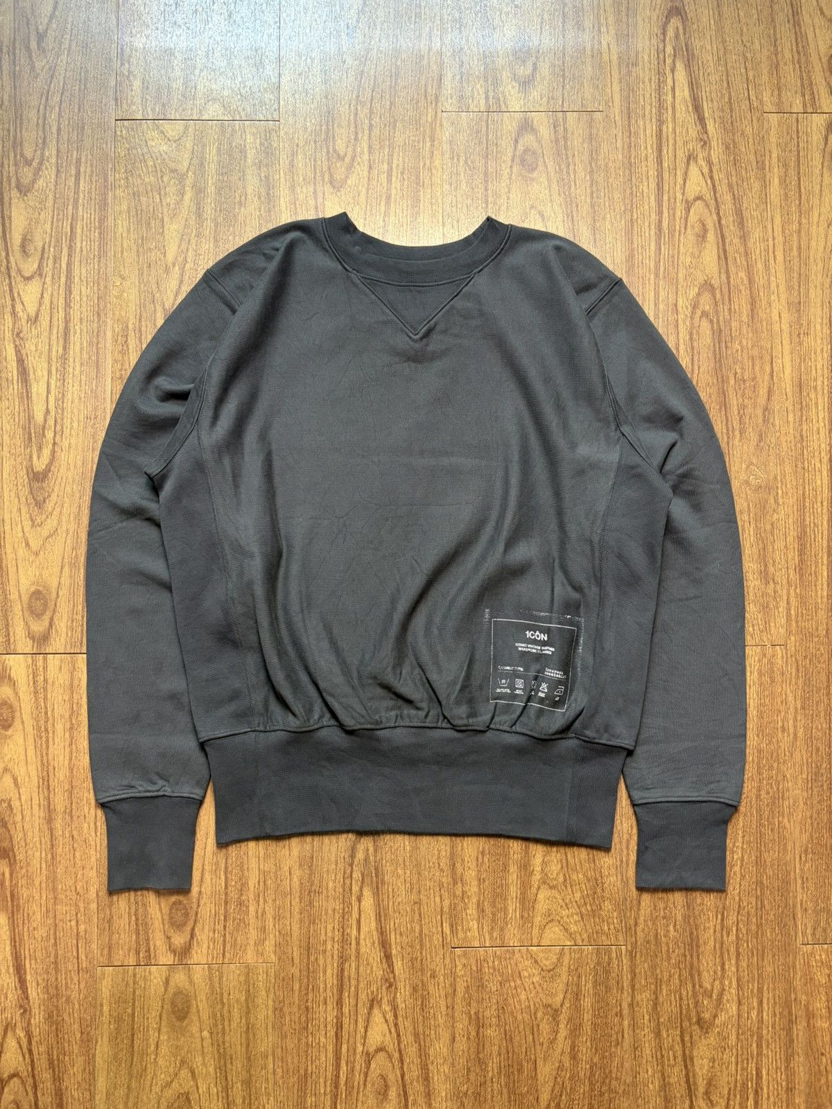 FREE TAX! Line 10 Maison Margiela Icon Crewneck