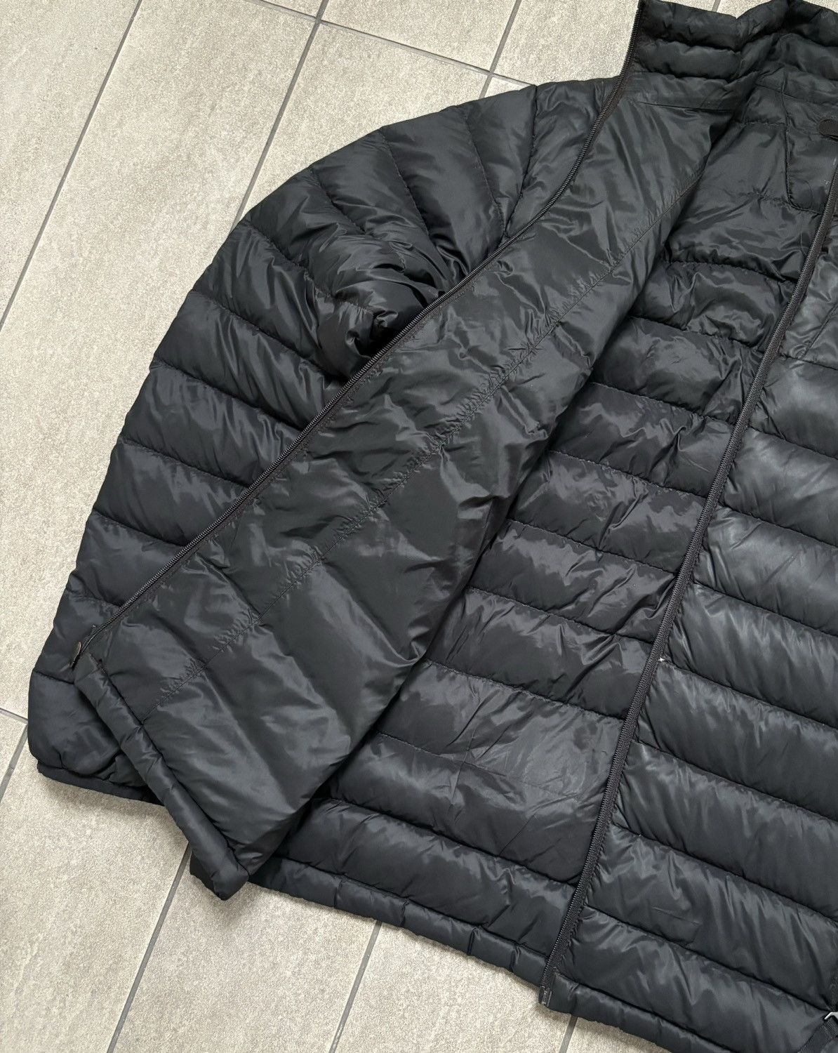 Designer × Tumi Tumi Tech Light Puffer Jacket Size US M / EU 48-50 / 2 - 5 Thumbnail