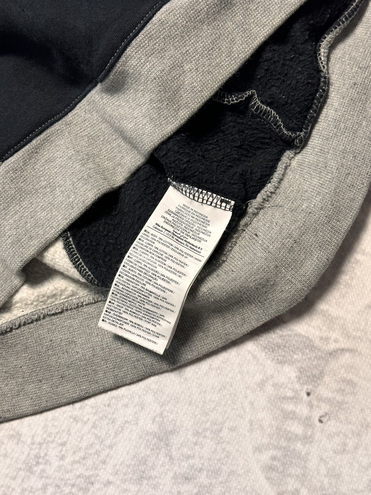 Nike × Vintage 00s Nike Vintage Big Logo Center Swoosh Oversize Hoodie Y2K Size US M / EU 48-50 / 2 - 6 Thumbnail