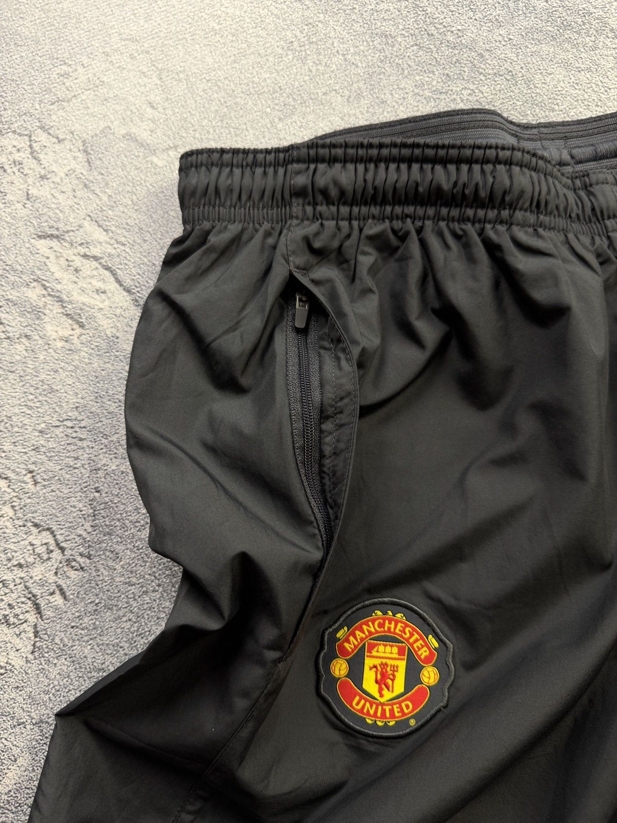 Nike Vintage Nike Manchester United Track Pants Drill Y2K style Size US 34 / EU 50 - 7 Thumbnail
