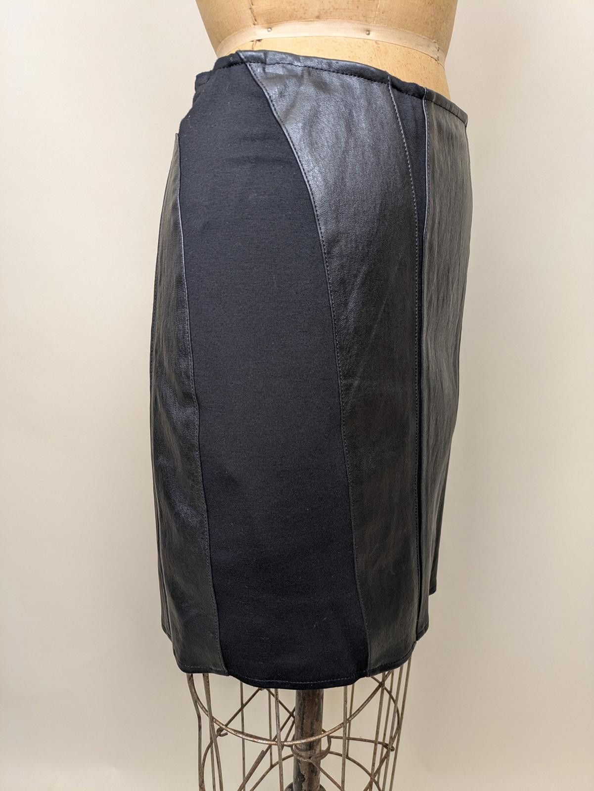 Helmut Lang helmut lang black lambskin leather mini skirt Size 28" / US 6 / IT 42 - 5 Thumbnail