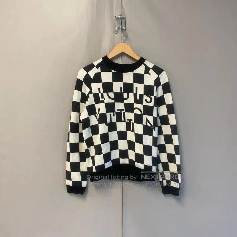 Louis Vuitton Louis Vuitton Women's XS White Sweatshirt . Size XS / US 0-2 / IT 36-38 - 1 Thumbnail