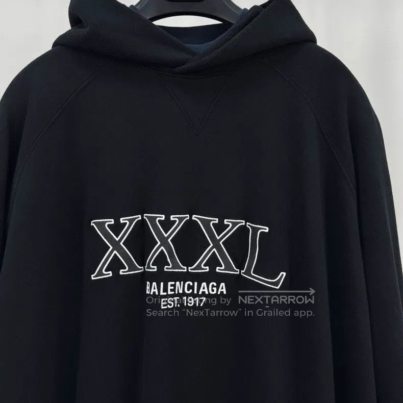 Balenciaga Balenciaga Embroidered Letter Fake Two-Piece Hoodie Size US S / EU 44-46 / 1 - 3 Thumbnail