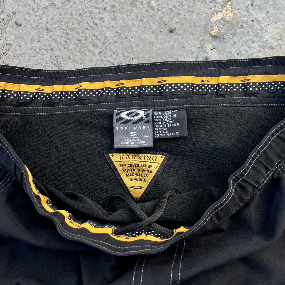 Oakley Vintage Oakley Software Cargo shorts Size US 30 / EU 46 - 5 Thumbnail