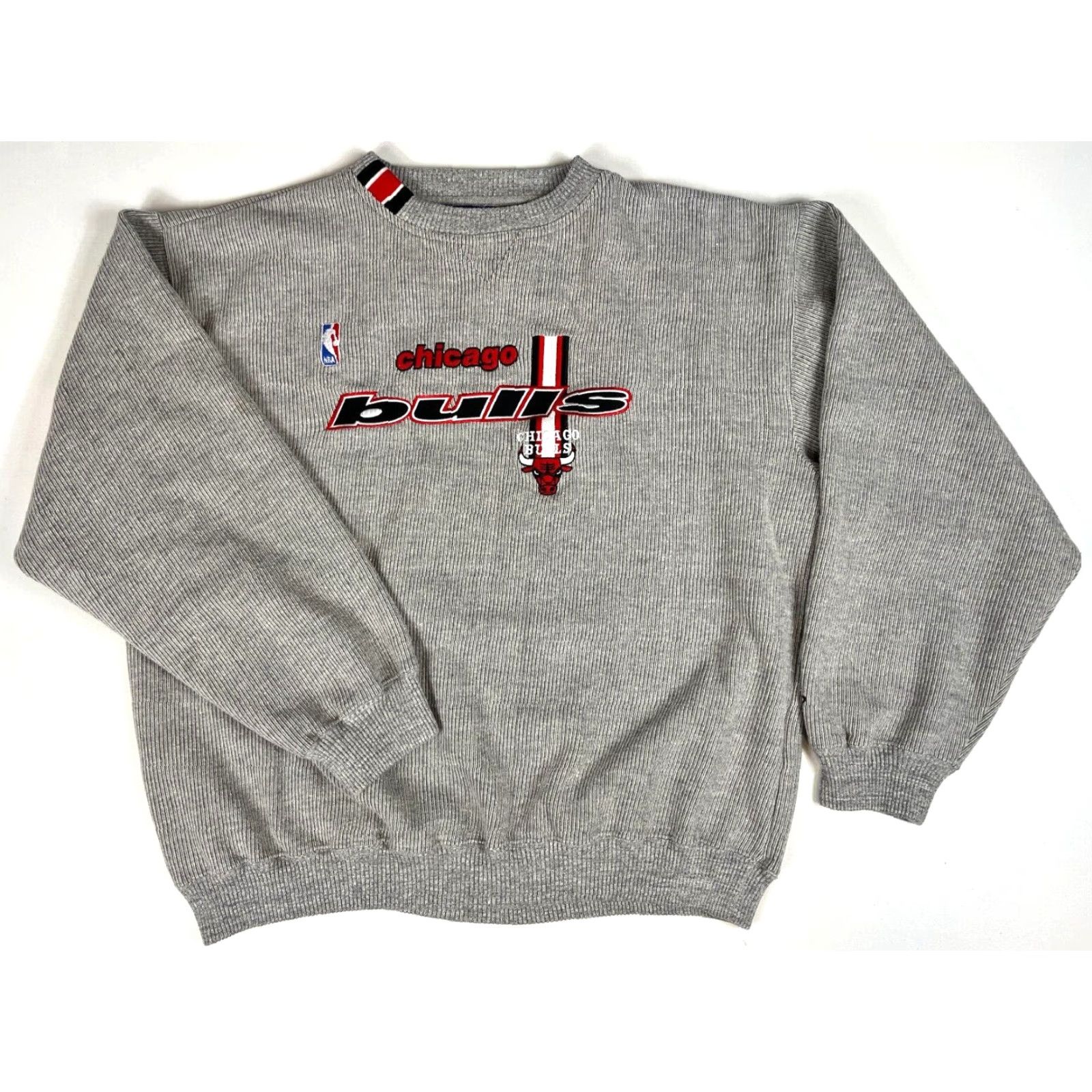 Logo Athletic Logo Athletic Men’s Chicago Bulls Sweatshirt Crewneck 2XL Gray Embroidered NBA Vintage 90s Sports Mens Size US XXL / EU 58 / 5 - 2 Thumbnail