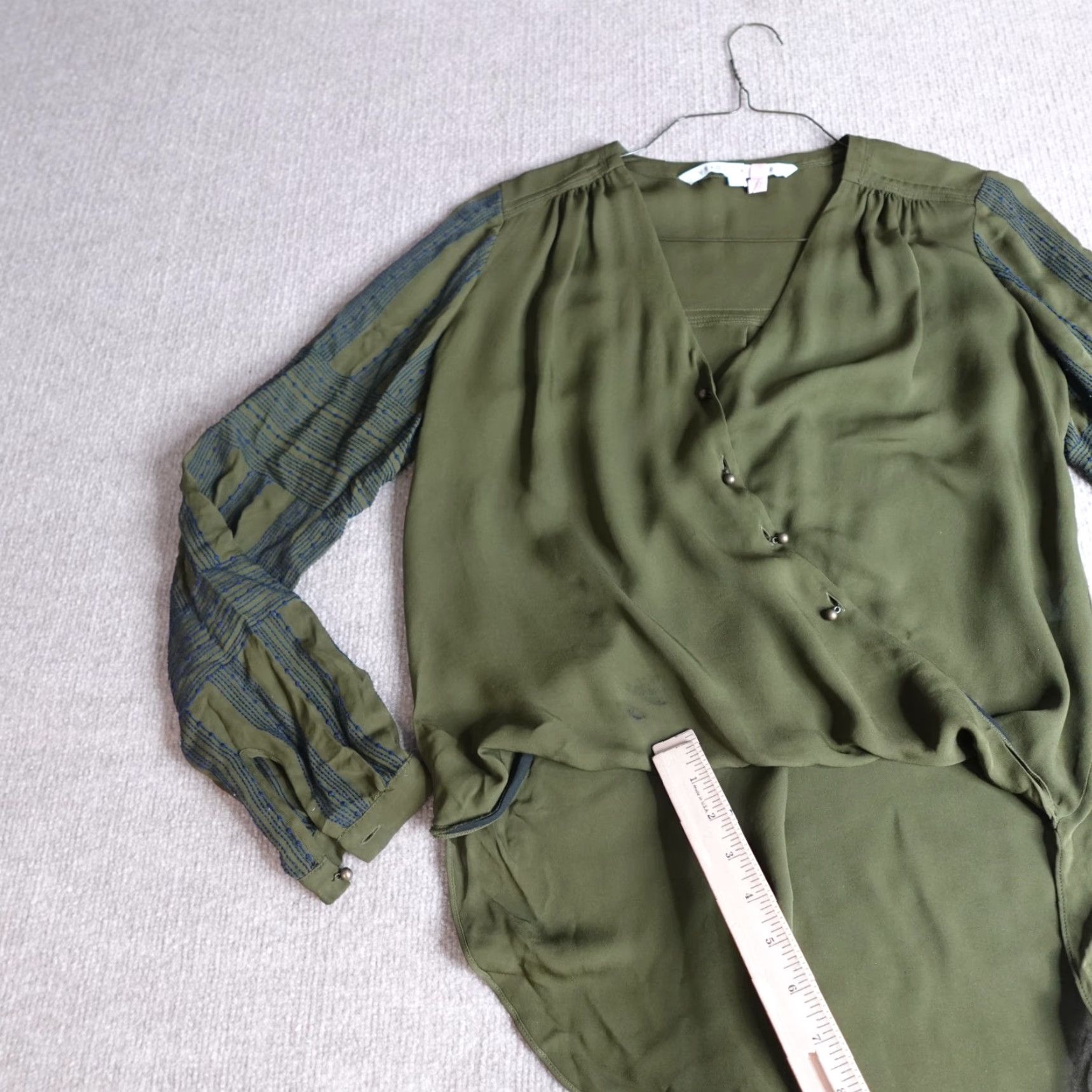 Veronica Beard Veronica Beard Blouse Womens Top 6 Green Surplice Silk Floral Long Sleeve Pullover Regular Size 6 Green Spring Summer Fall Womens Size M / US 6-8 / IT 42-44 - 4 Thumbnail