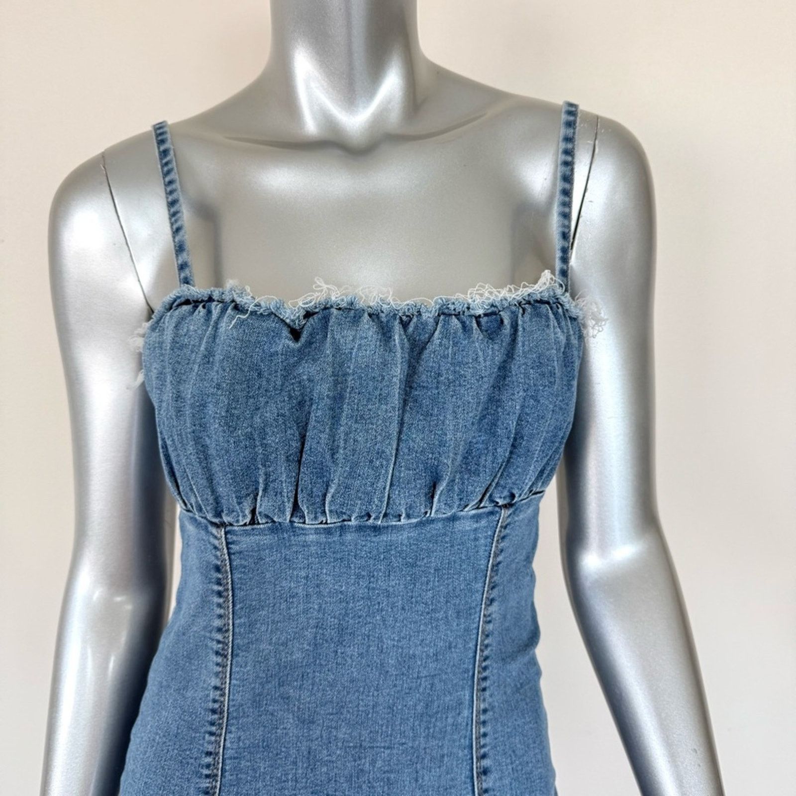 H&M H&M Divided women jeans dress size S Size S / US 4 / IT 40 - 2 Thumbnail