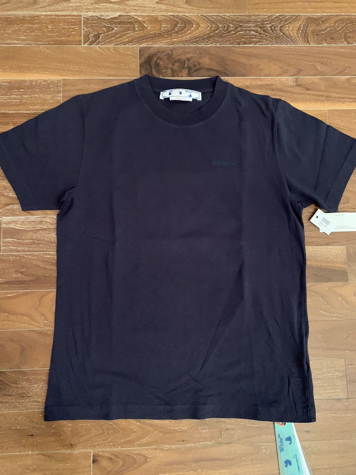 Off-White Off-White Two-Tone Striped Motif T-Shirt S Size US S / EU 44-46 / 1 - 2 Thumbnail