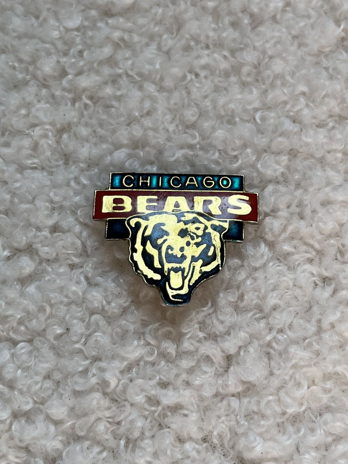 NFL Chicago Bears vintage pin Size ONE SIZE - 1 Thumbnail