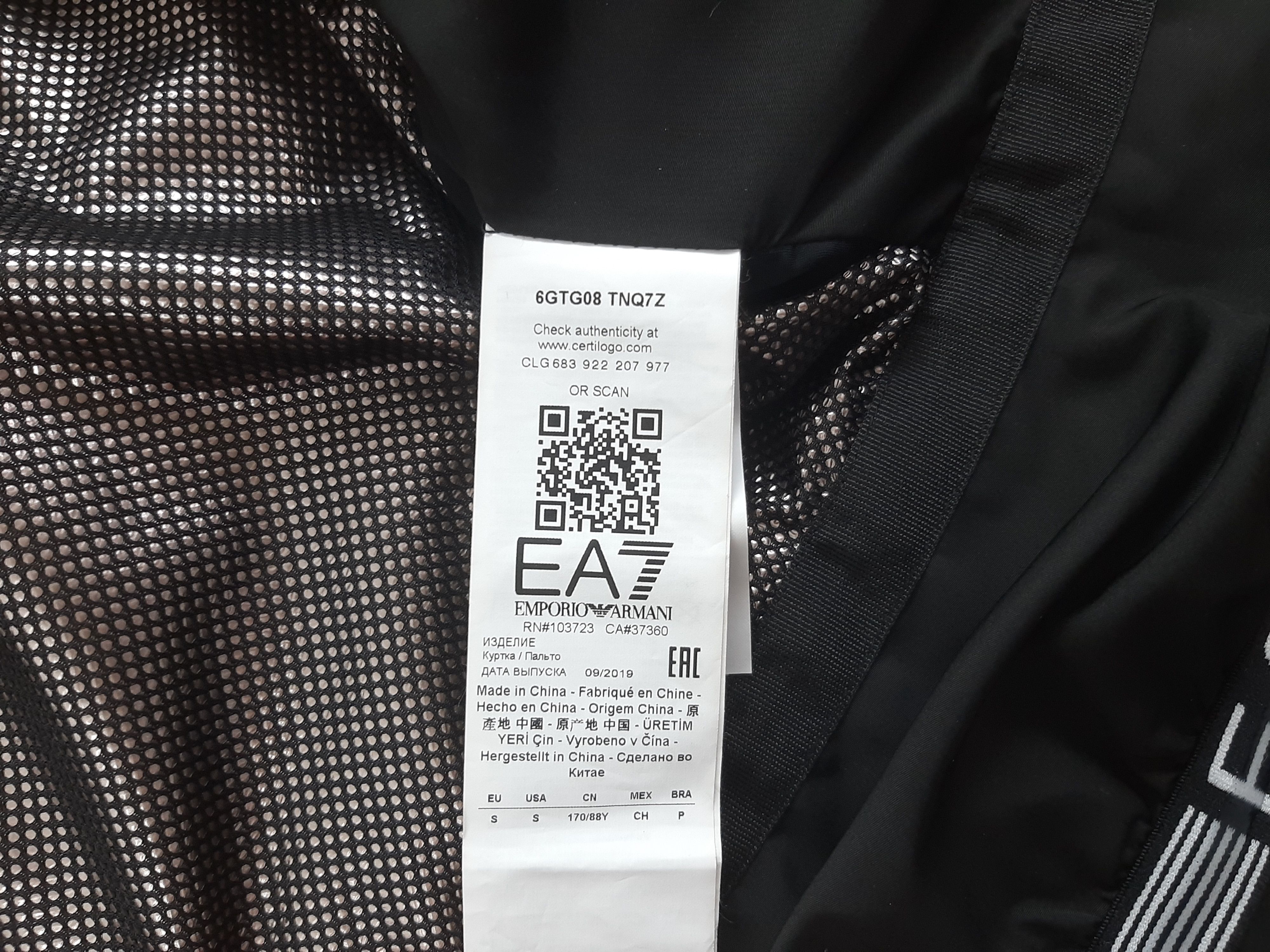 Emporio Armani Emporio Armani EA7 Ski Jacket Pink Women's Size S Size S / US 4 / IT 40 - 14 Thumbnail