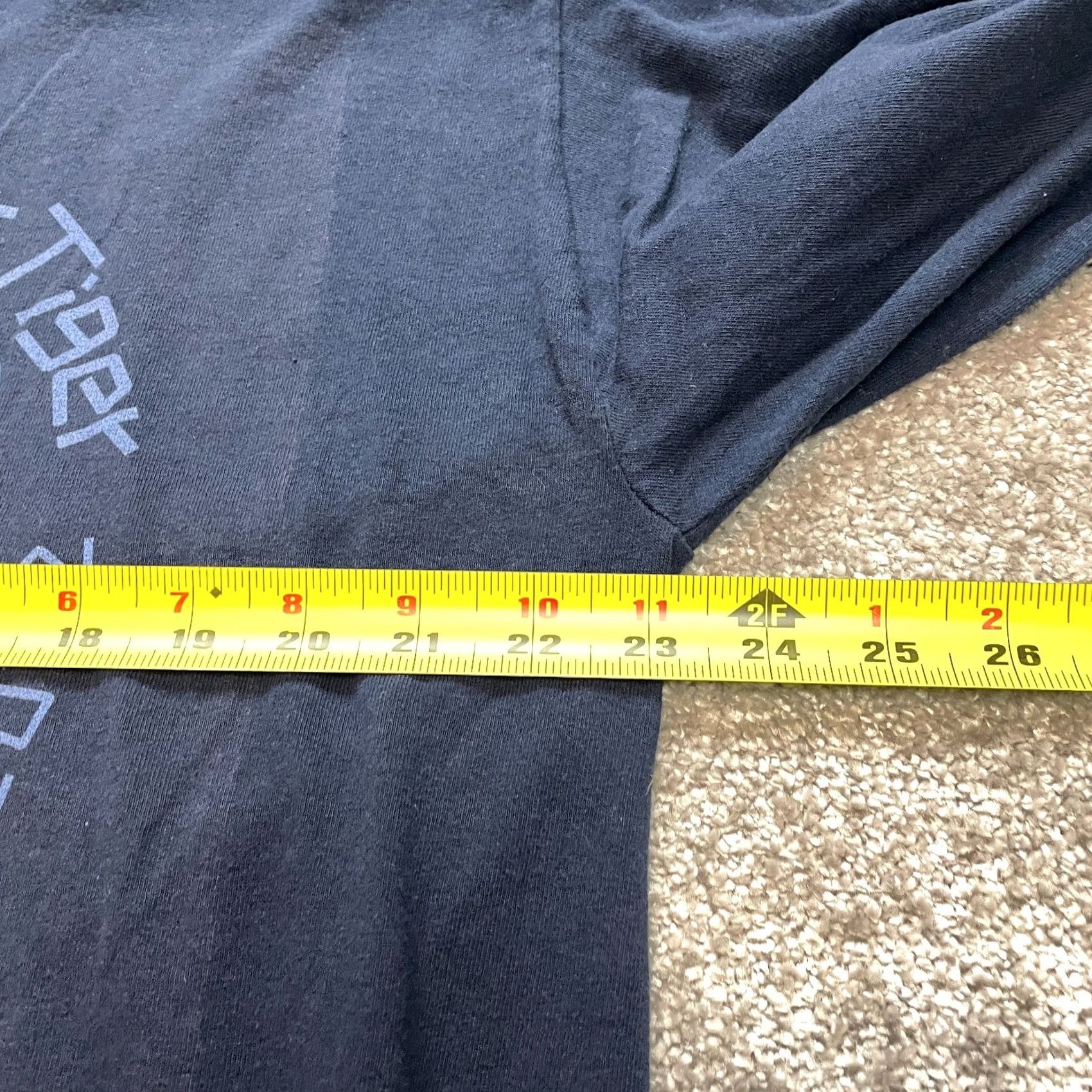 Gildan Gildan Heavy Cotton Shirt Adult XL Blue Year of the Water Tiger Graphic Tee Crew Neck Long Sleeve Logo All Seasons Regular Unisex T-Shirt Size US XL / EU 56 / 4 - 7 Thumbnail